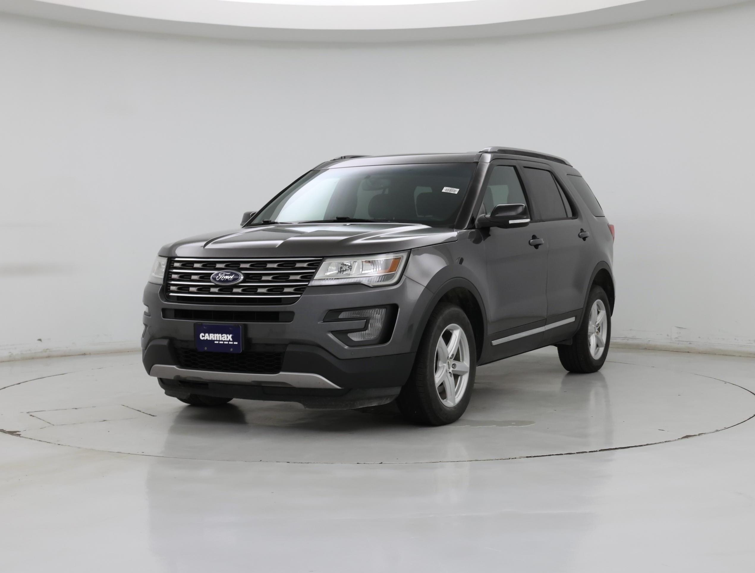 Thumbnail: 2017 Ford Explorer - 4