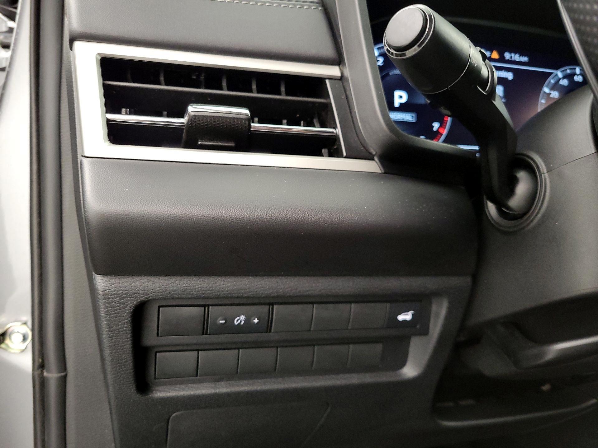 Thumbnail: 2024 Mitsubishi Outlander - 13