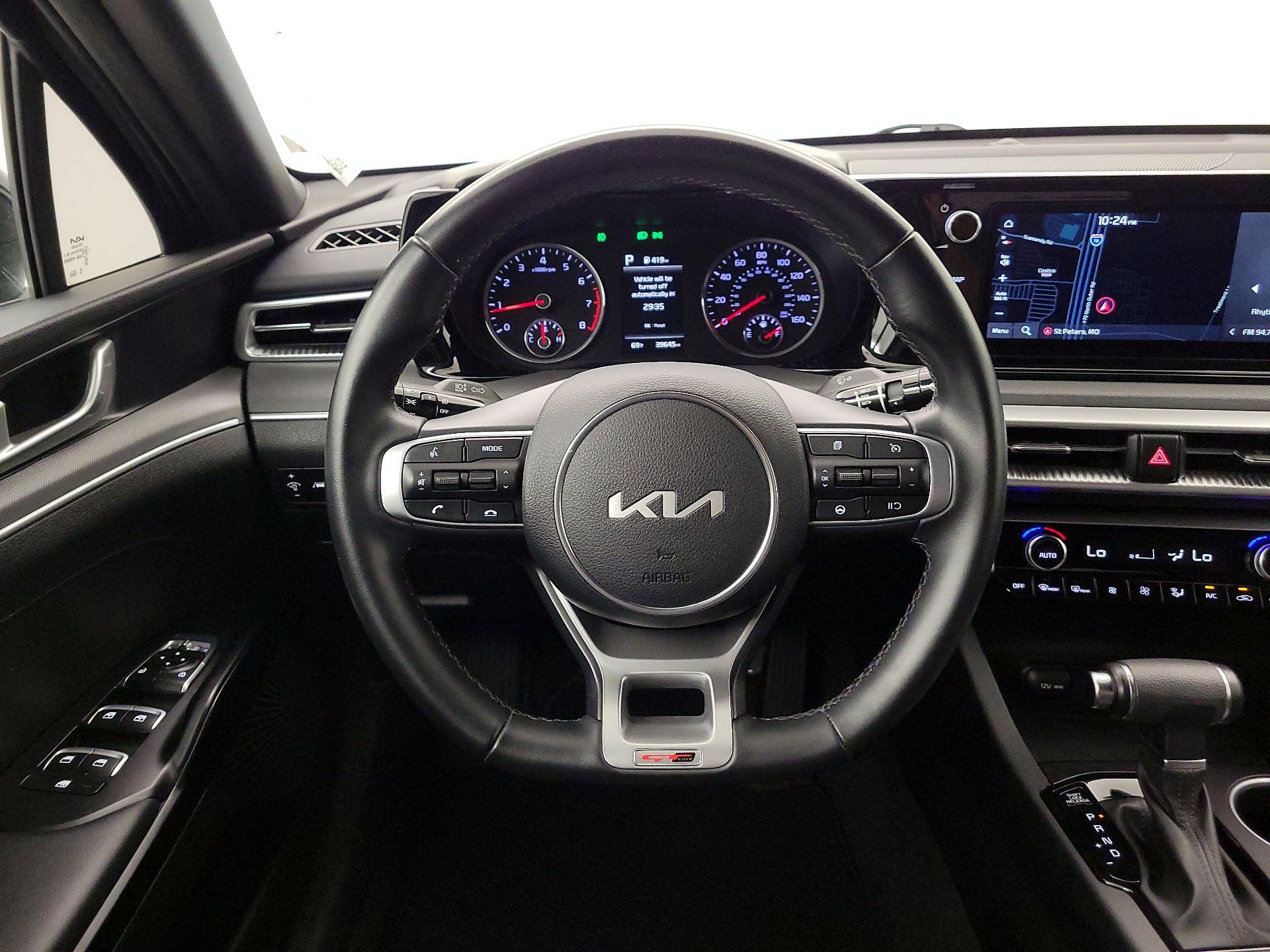 Thumbnail: 2022 Kia K5 - 10
