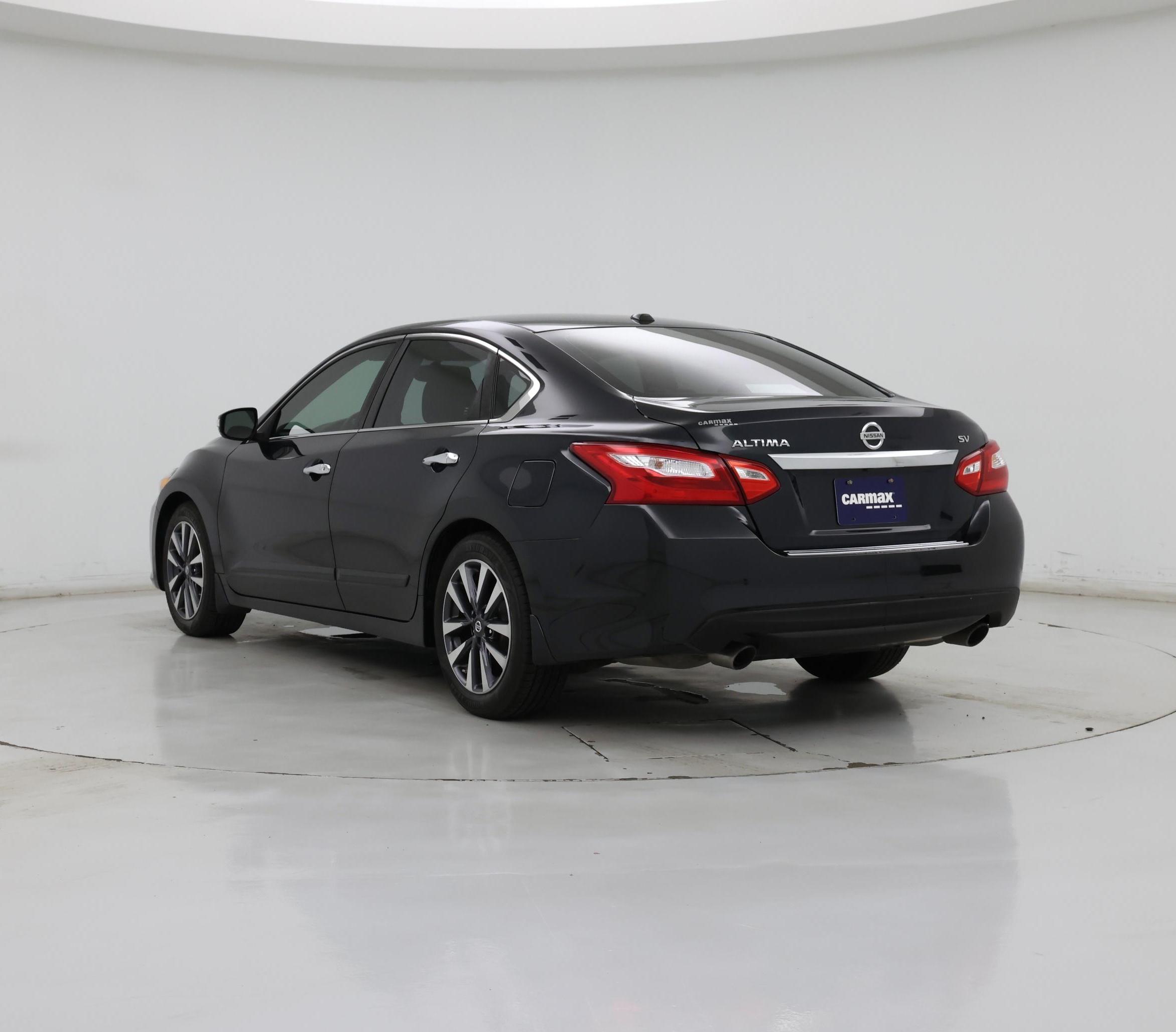 Thumbnail: 2017 Nissan Altima - 2