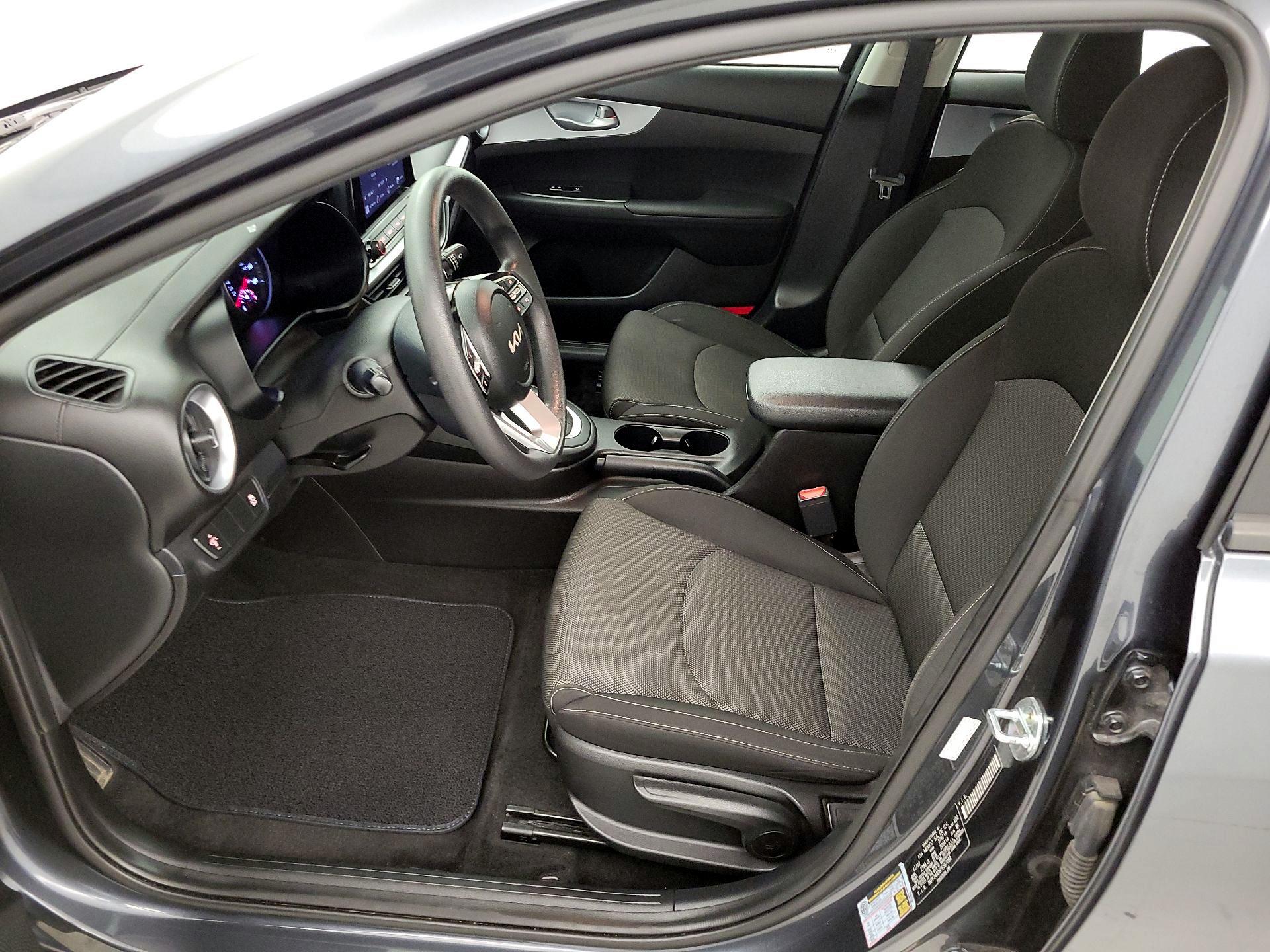 Thumbnail: 2023 Kia Forte - 11