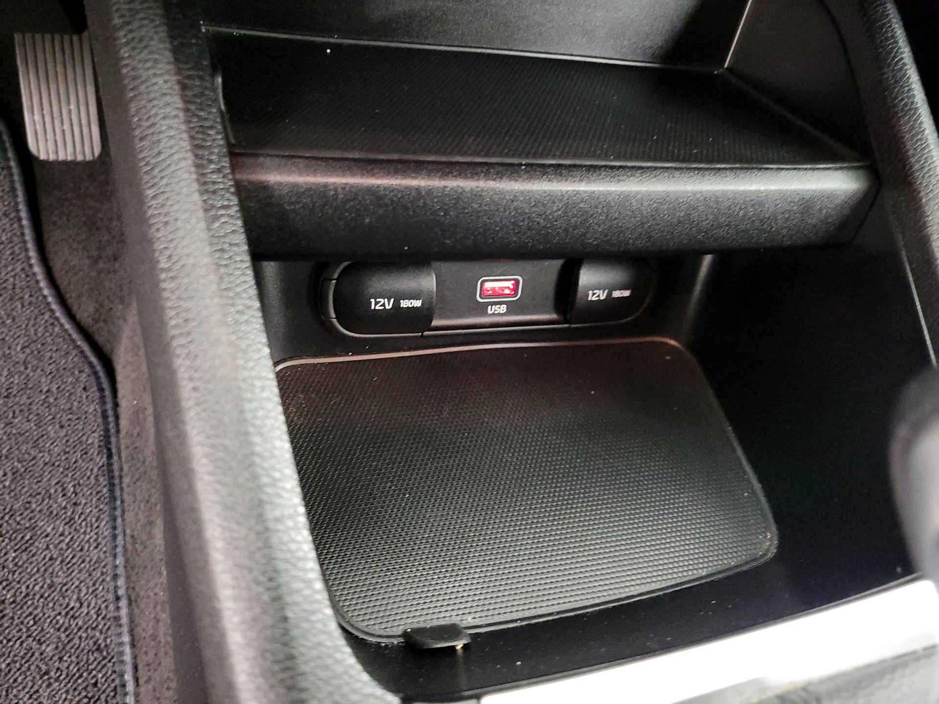 Thumbnail: 2023 Kia Forte - 18