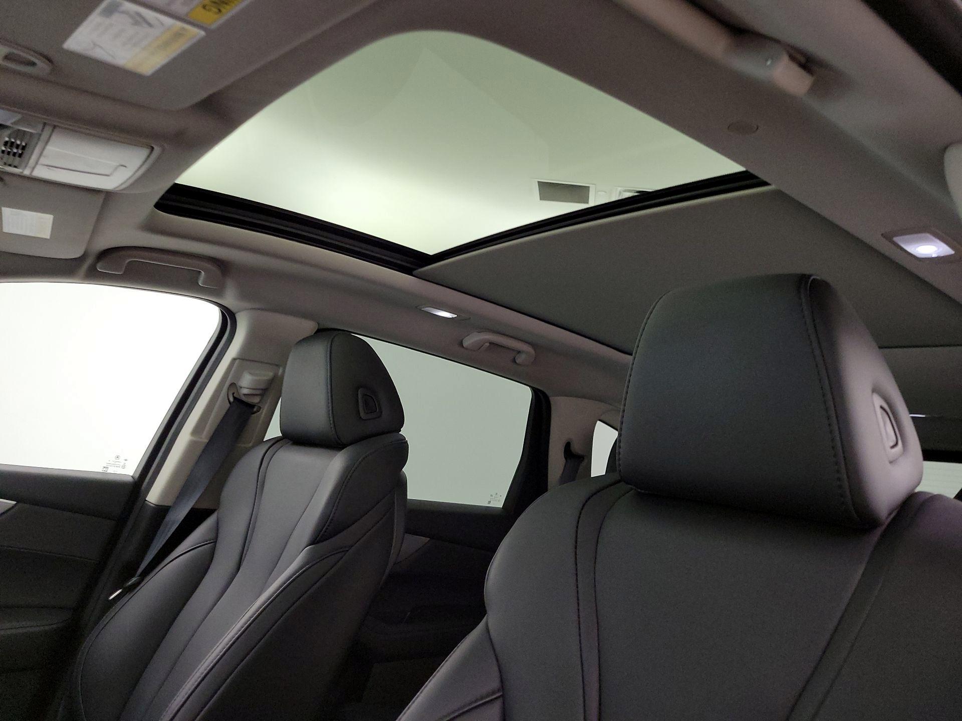 Thumbnail: 2024 Acura MDX - 19