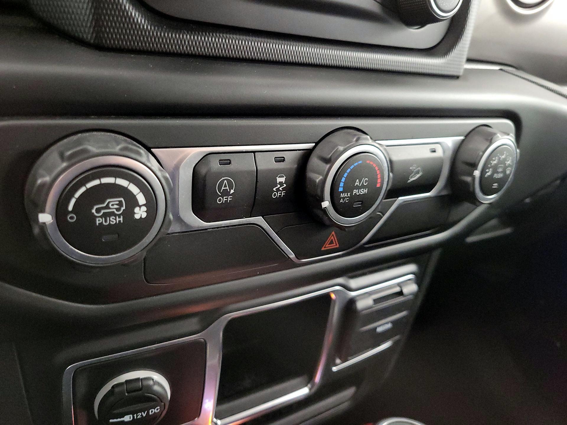Thumbnail: 2020 Jeep Wrangler - 16