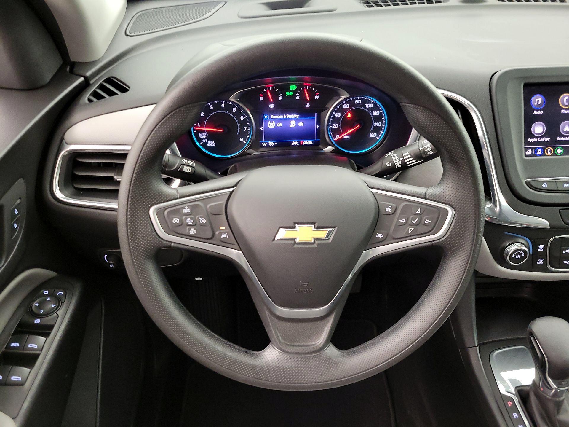Thumbnail: 2022 Chevrolet Equinox - 10