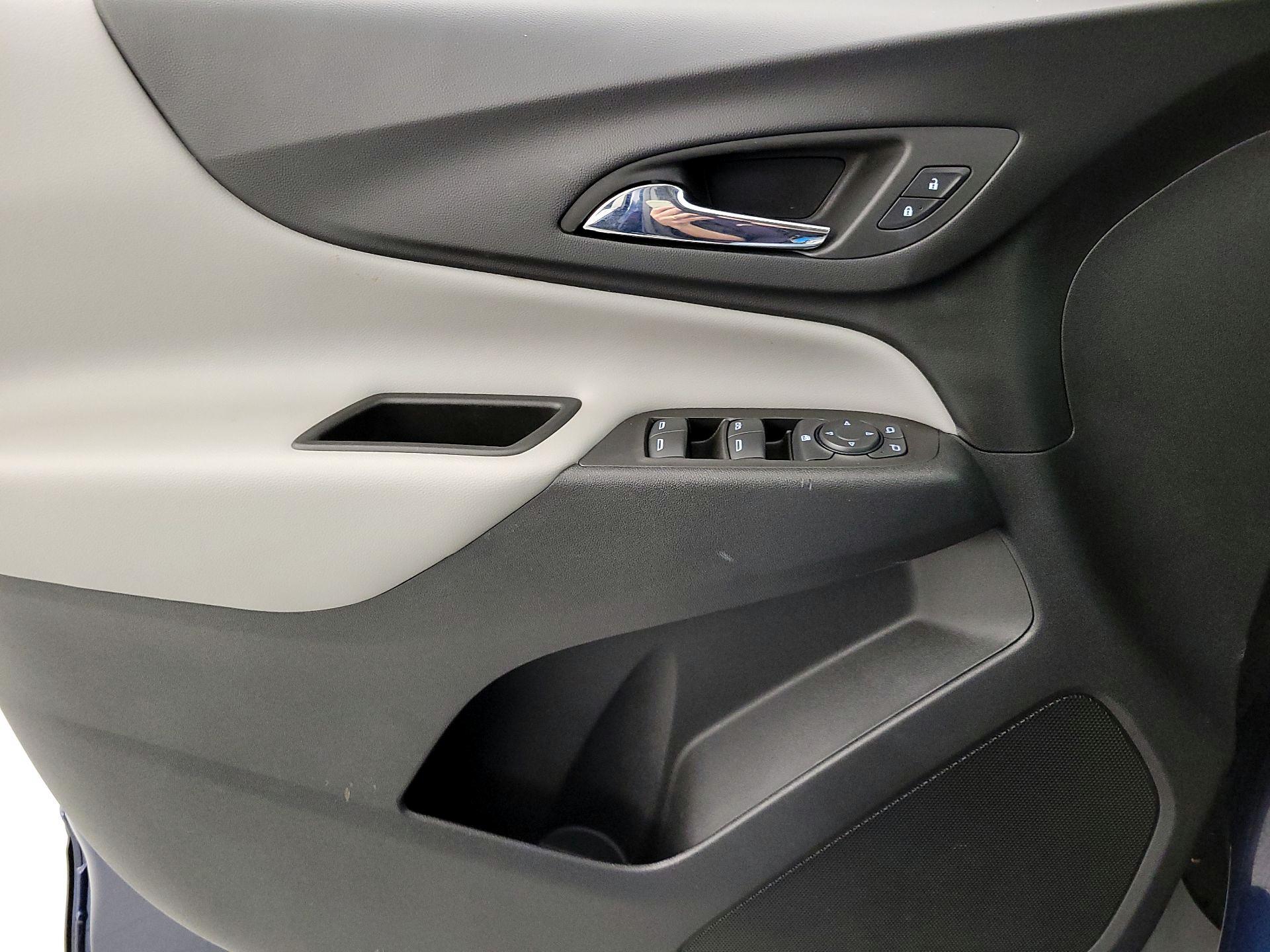 Thumbnail: 2022 Chevrolet Equinox - 12