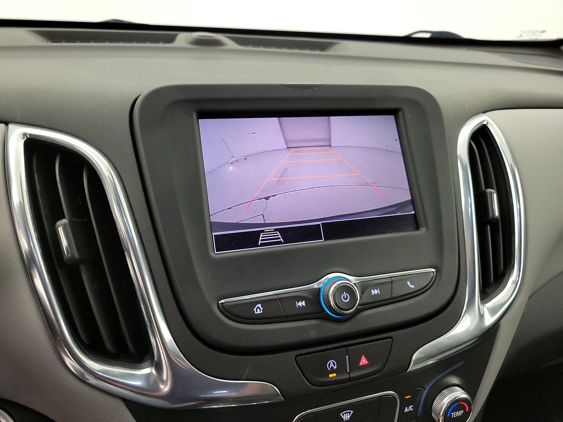 Thumbnail: 2022 Chevrolet Equinox - 14
