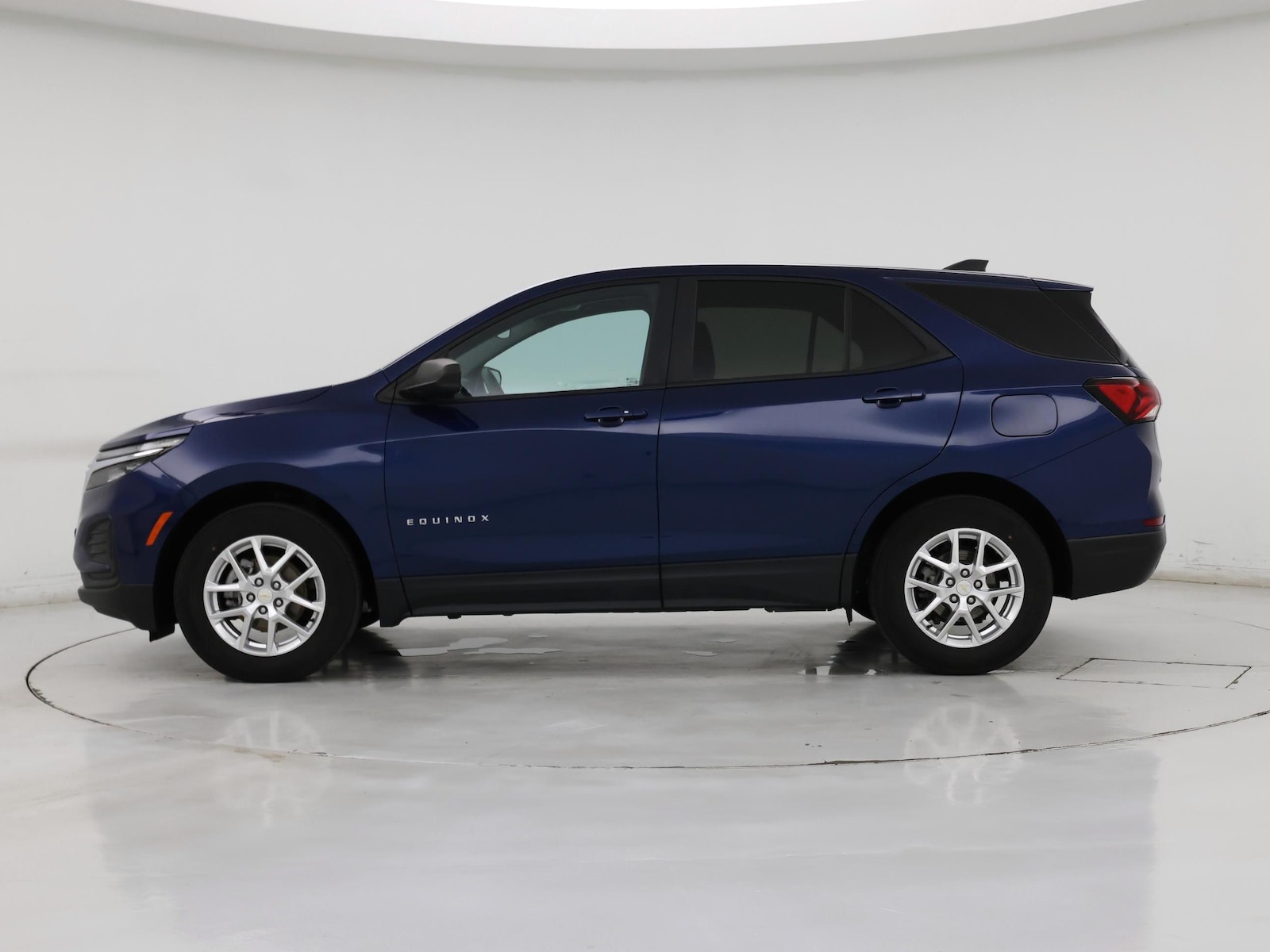 Image 4 of 2022 Chevrolet Equinox LS