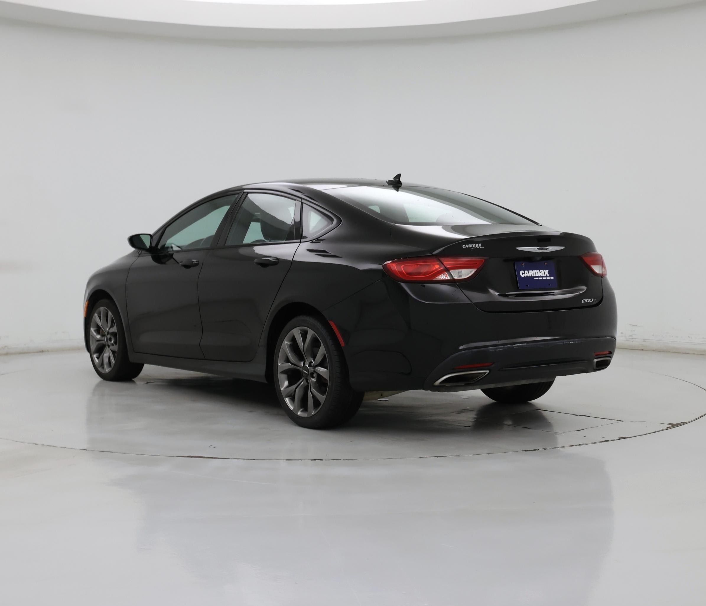 Thumbnail: 2015 Chrysler 200 - 2