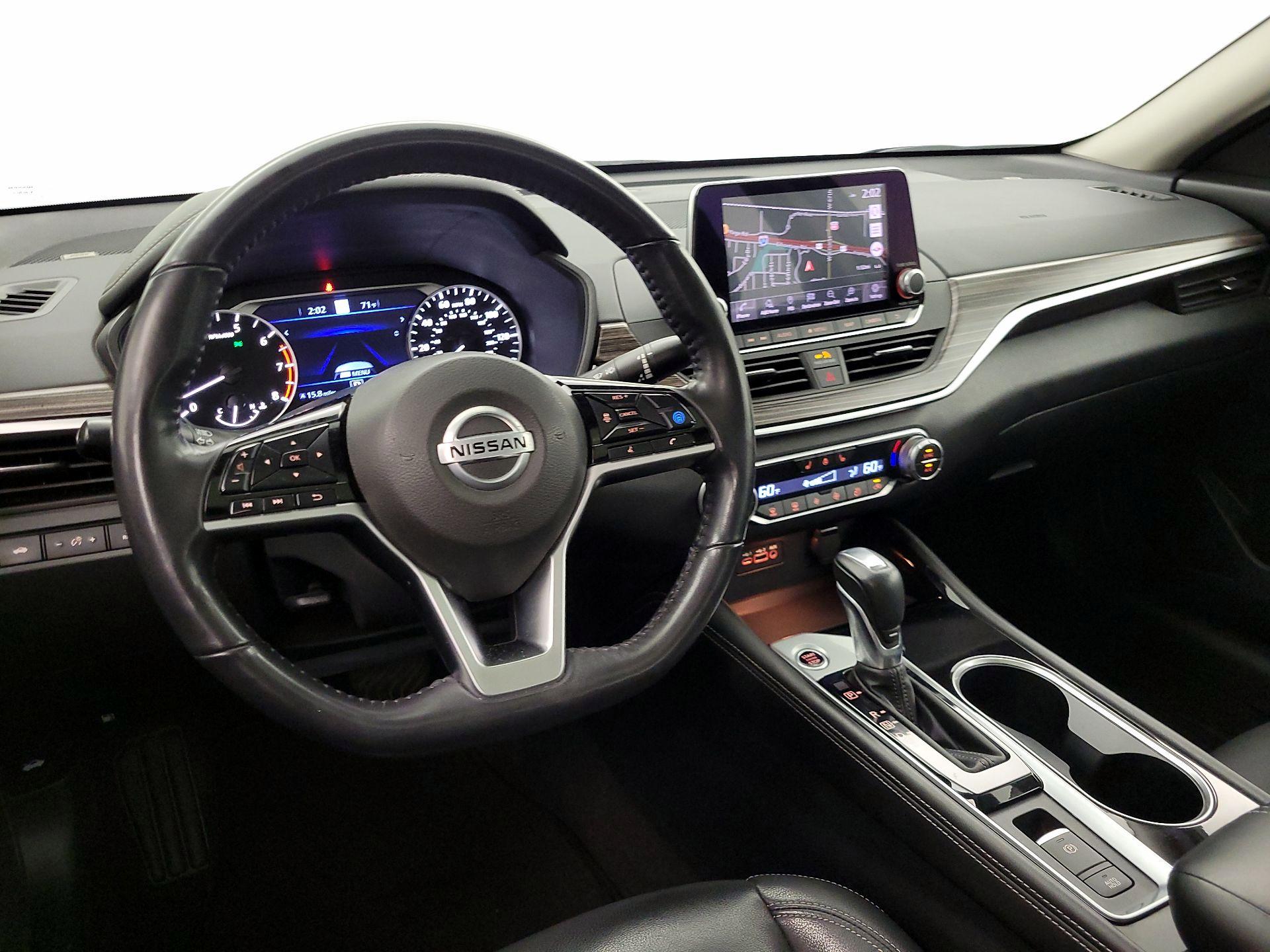 Thumbnail: 2022 Nissan Altima - 9