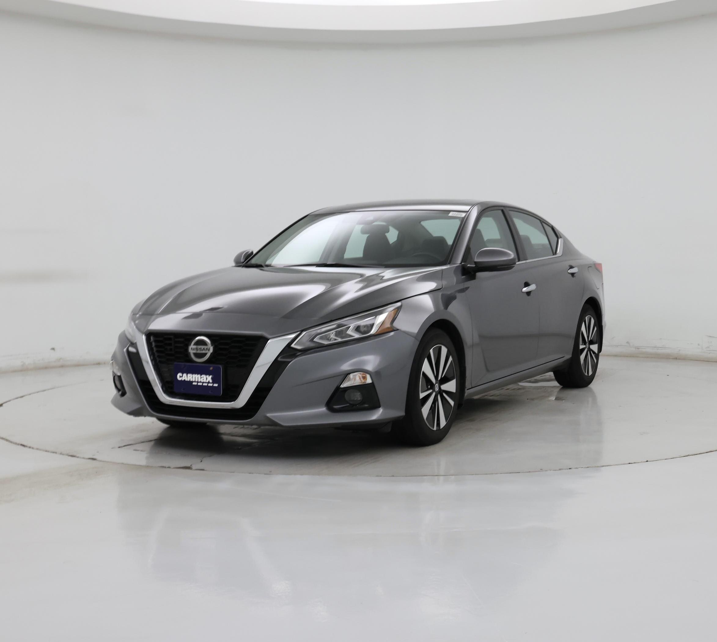 Thumbnail: 2022 Nissan Altima - 4
