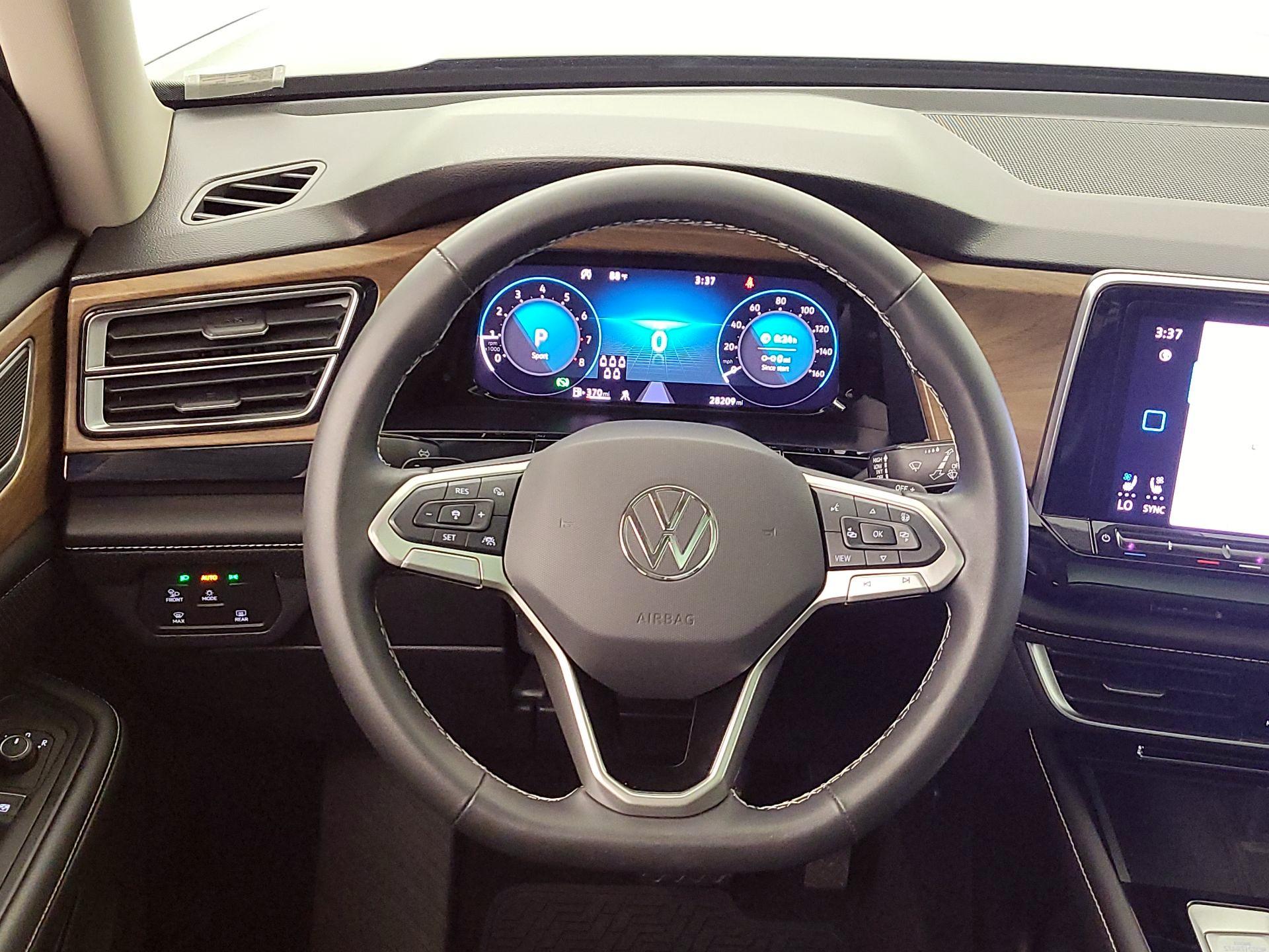 Thumbnail: 2024 Volkswagen Atlas - 10