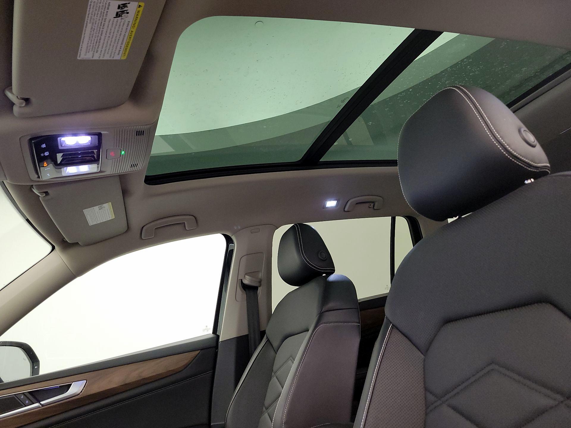 Thumbnail: 2024 Volkswagen Atlas - 19