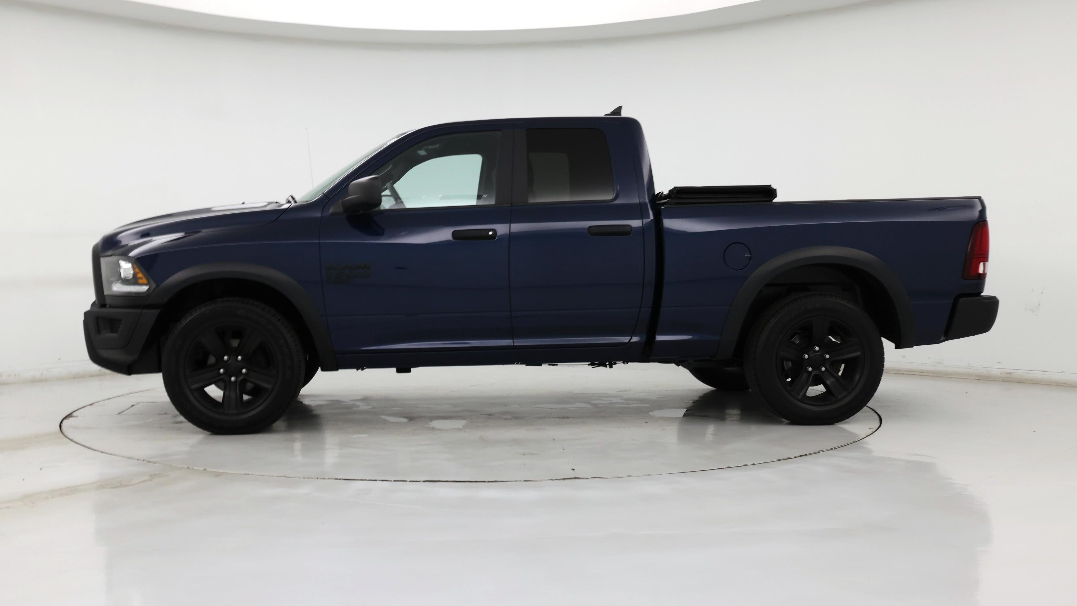 Thumbnail: 2022 RAM 1500 Classic - 3
