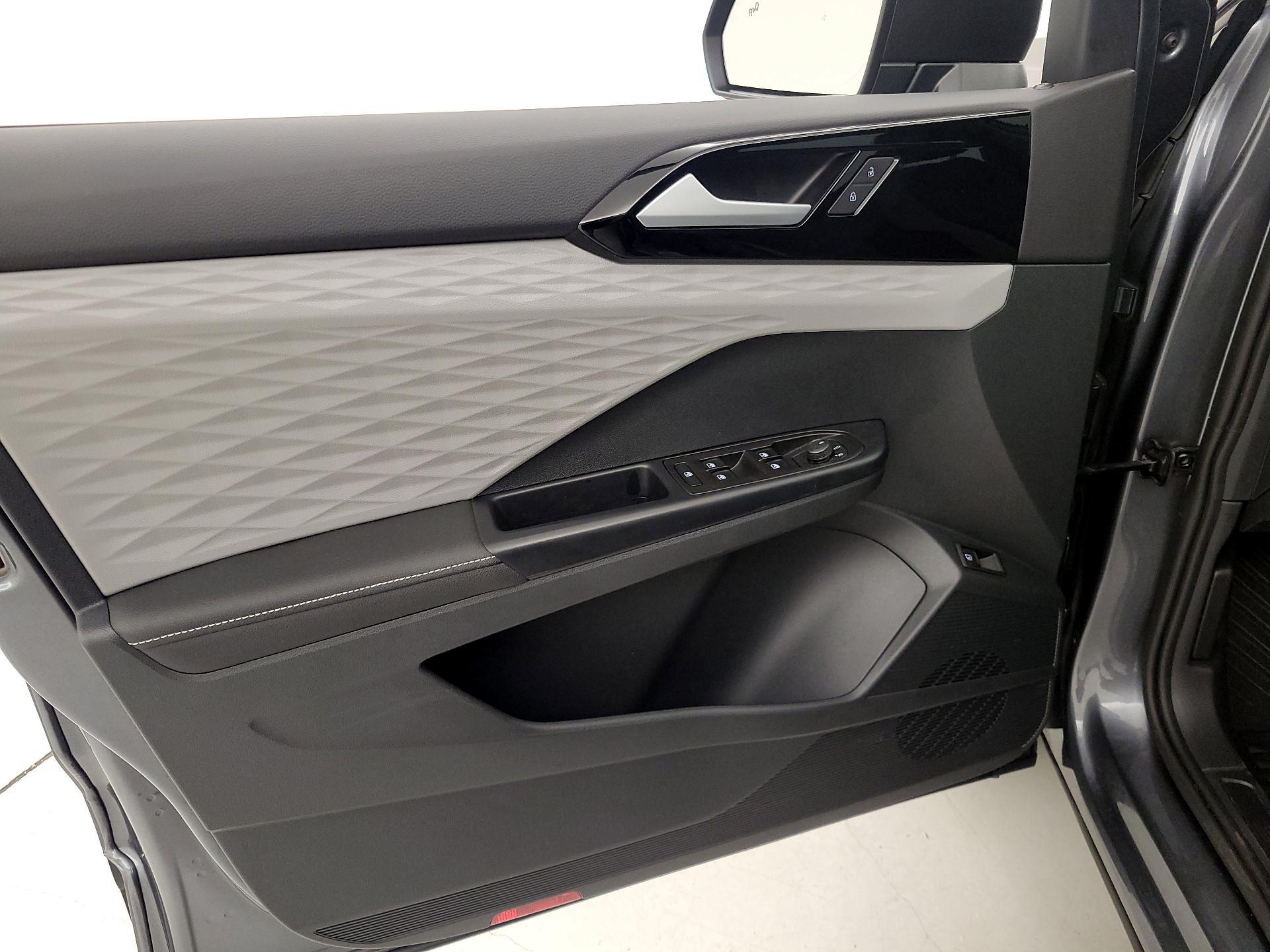 Thumbnail: 2024 Volkswagen Taos - 12