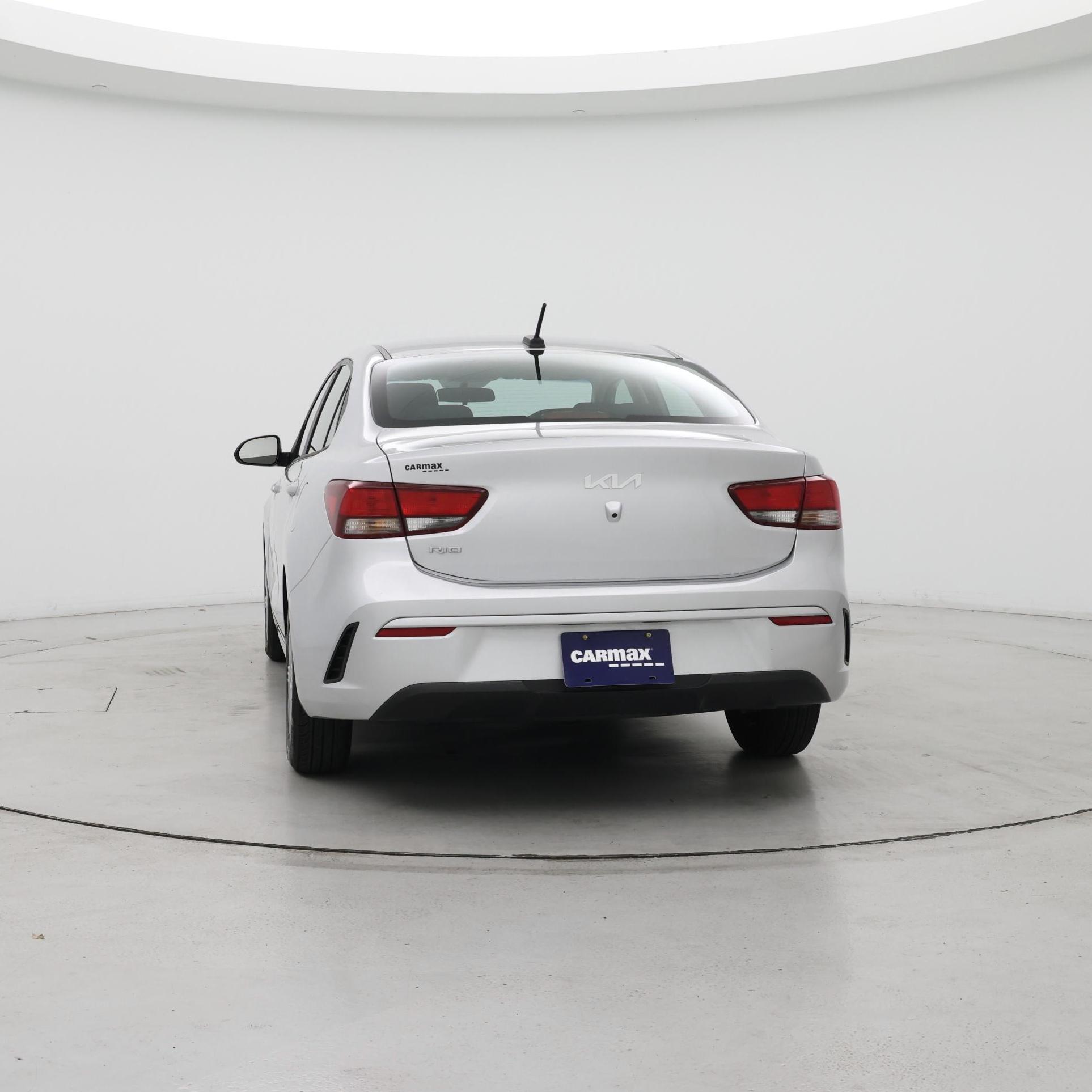 Thumbnail: 2023 Kia Rio - 6