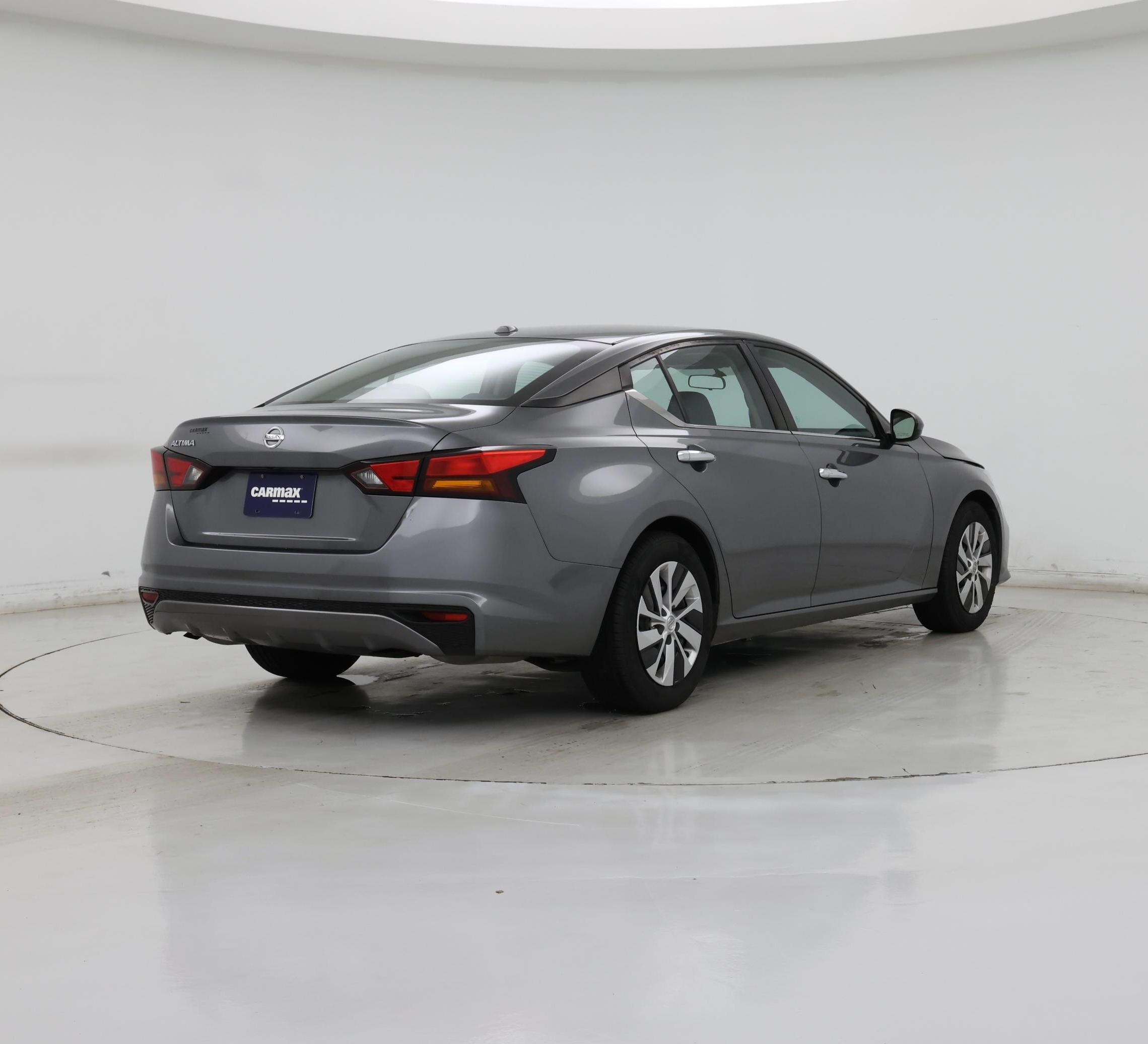 Thumbnail: 2020 Nissan Altima - 8