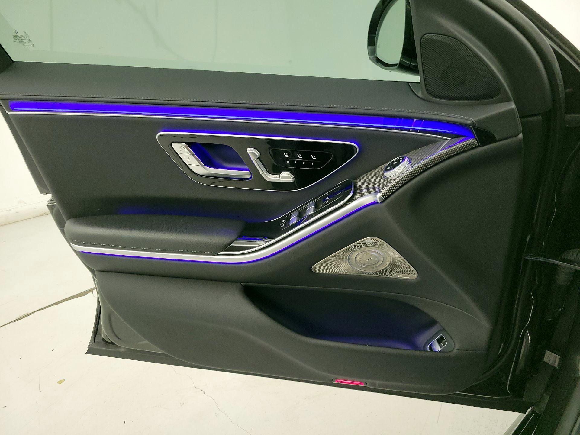 Thumbnail: 2022 Mercedes-Benz S-Class - 12