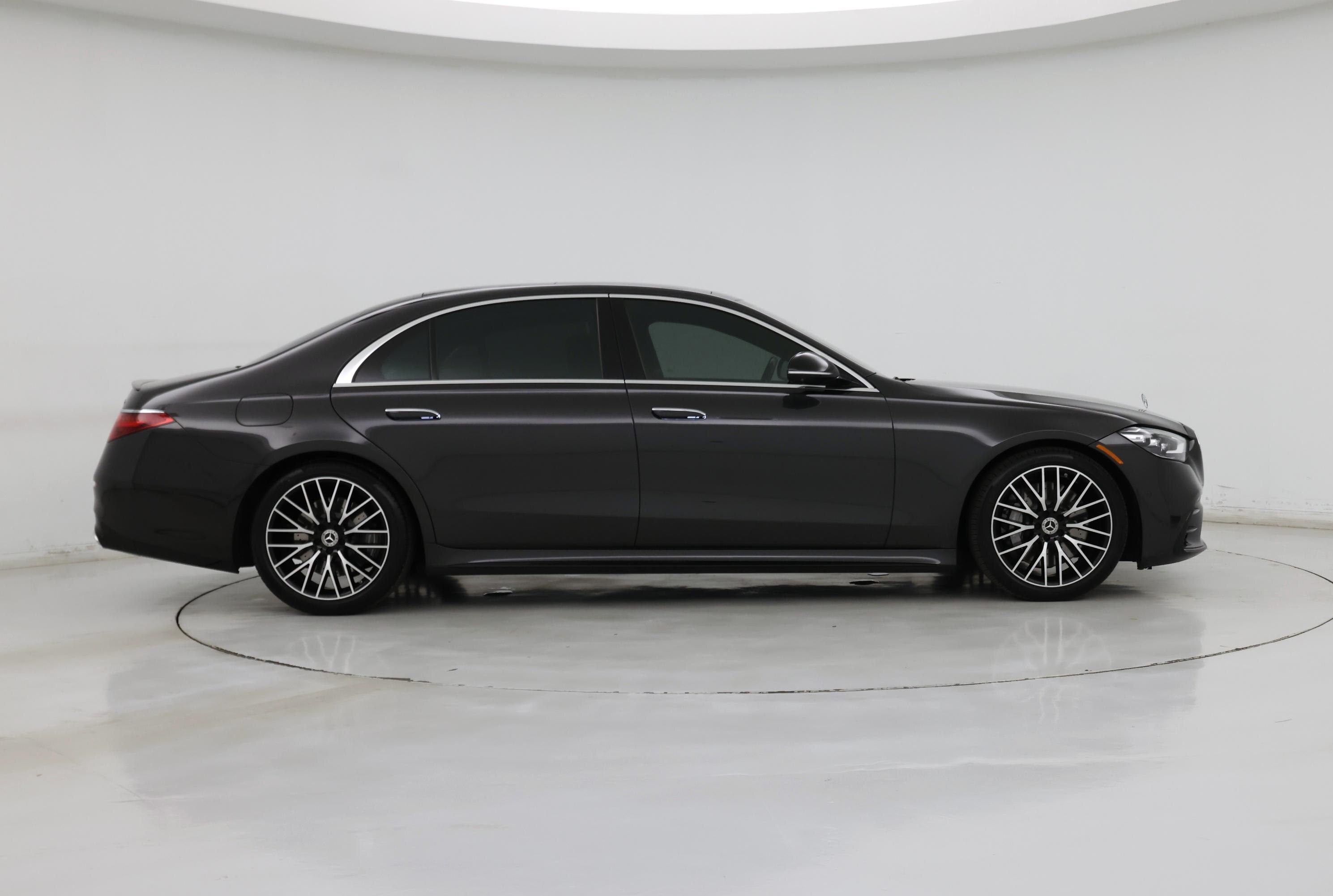 Thumbnail: 2022 Mercedes-Benz S-Class - 7