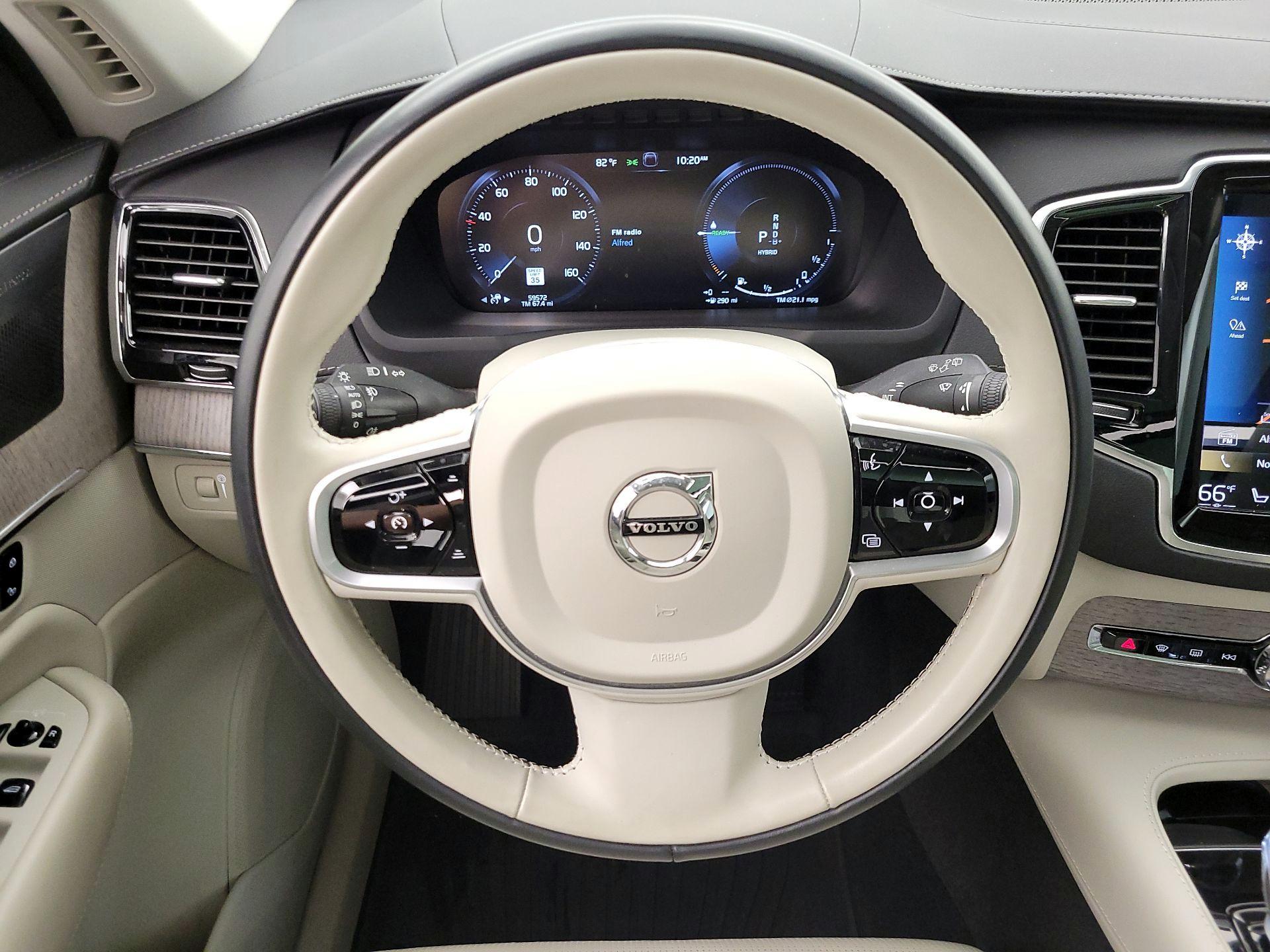 Thumbnail: 2021 Volvo XC90 - 10