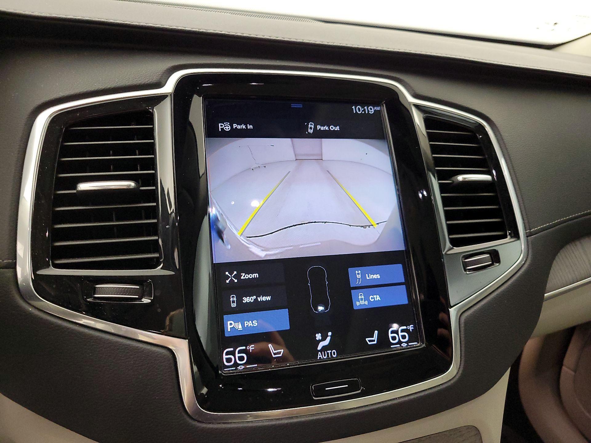Thumbnail: 2021 Volvo XC90 - 15