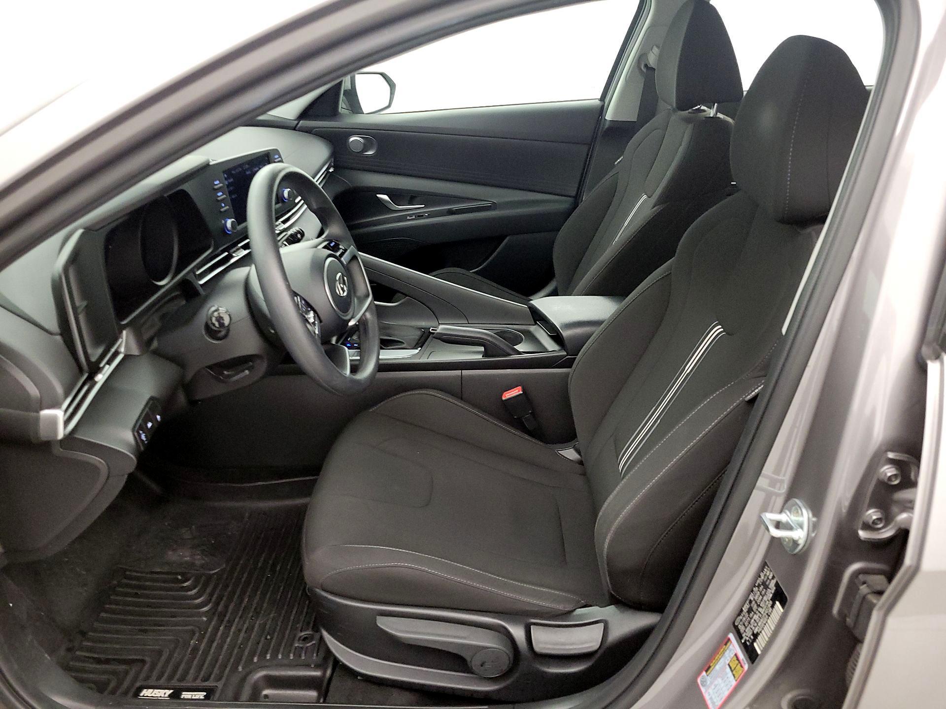 Thumbnail: 2023 Hyundai Elantra - 11