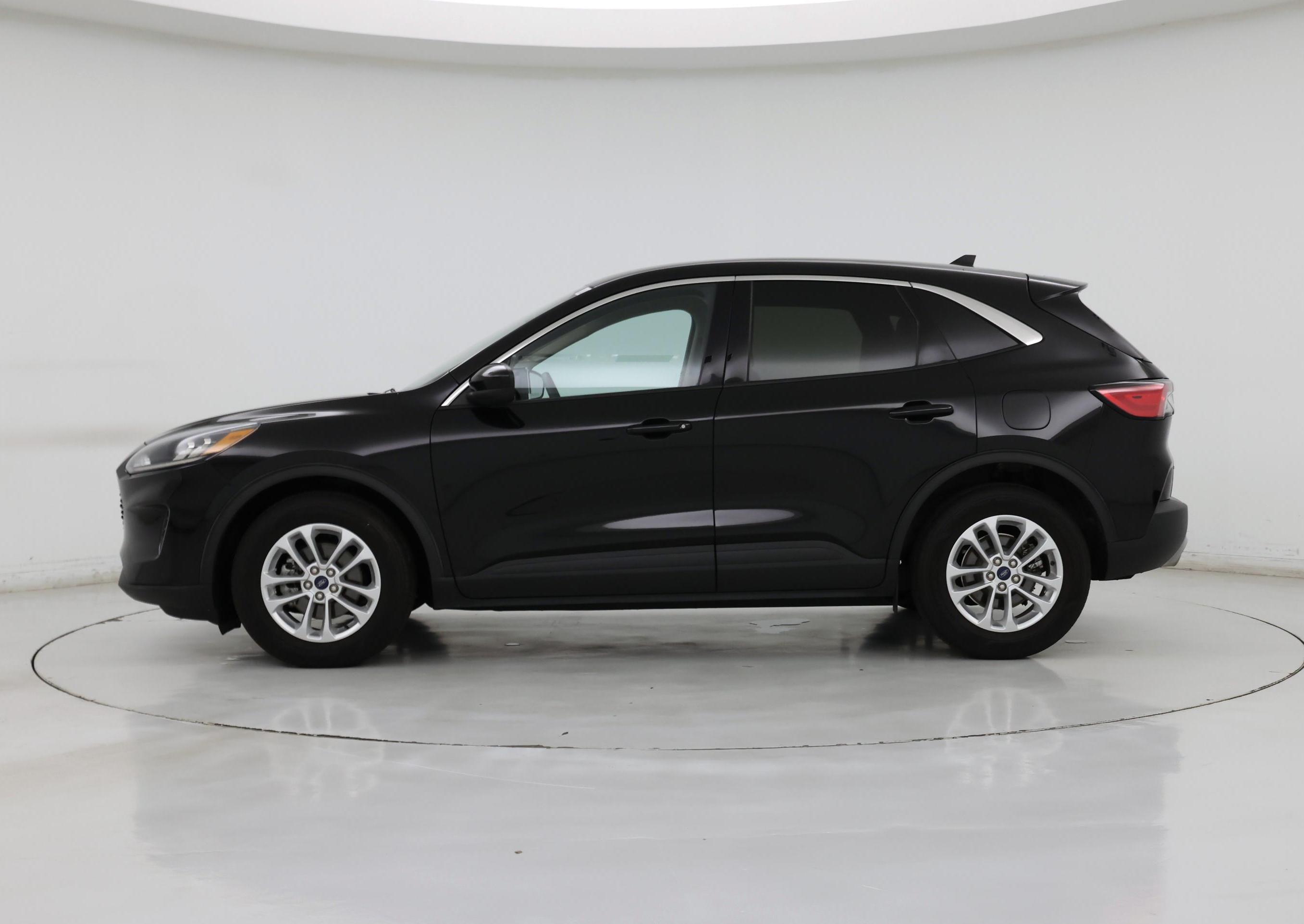 Thumbnail: 2020 Ford Escape - 3
