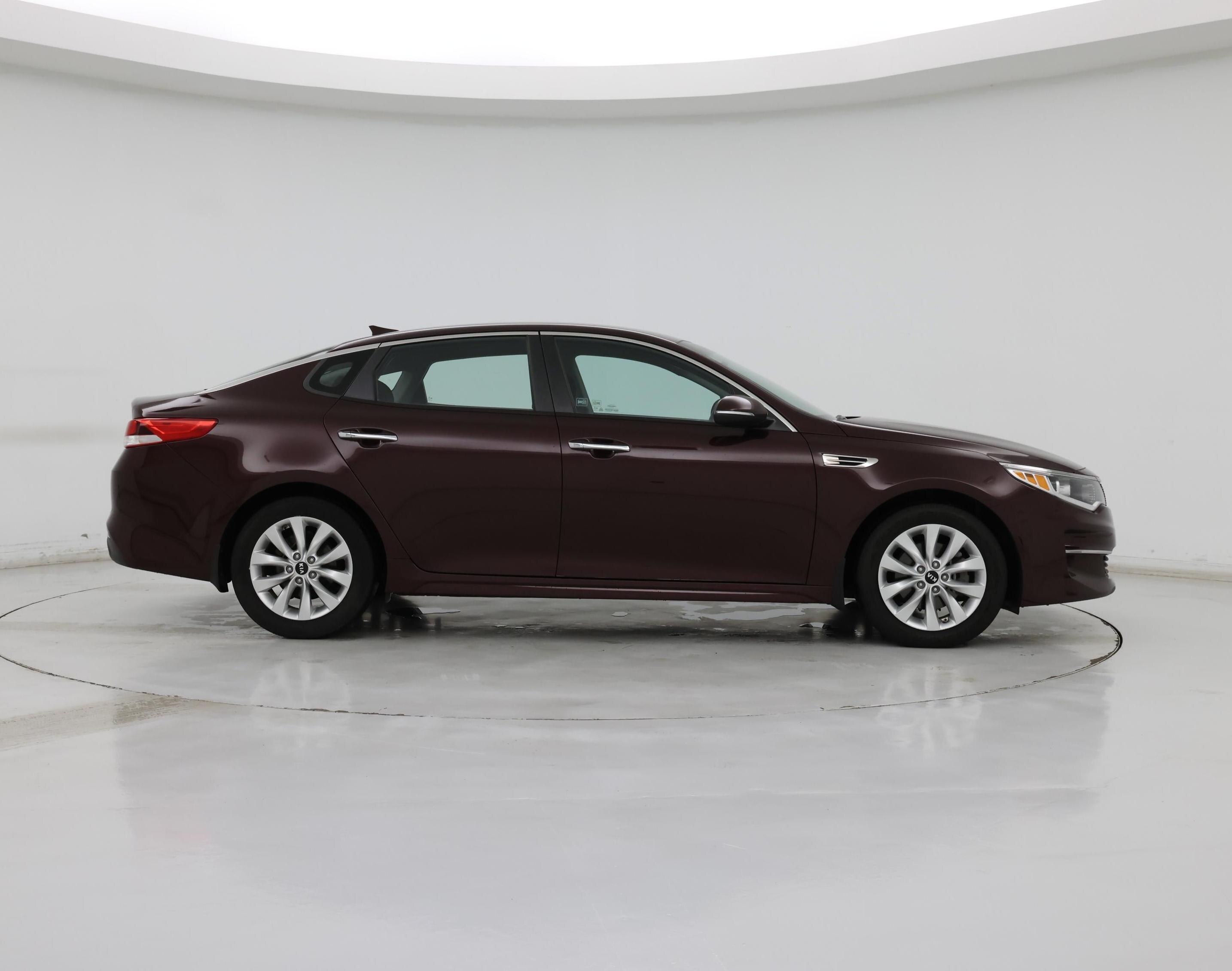 Thumbnail: 2017 Kia Optima - 7