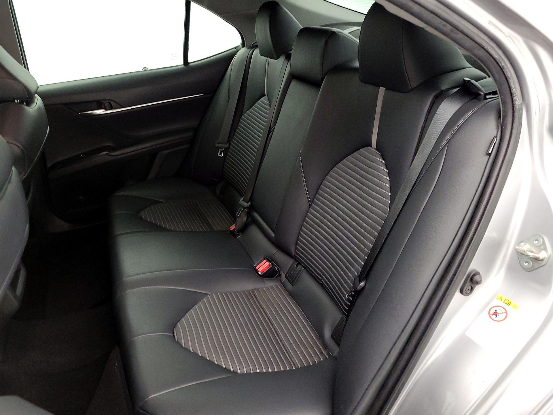 Thumbnail: 2019 Toyota Camry - 19