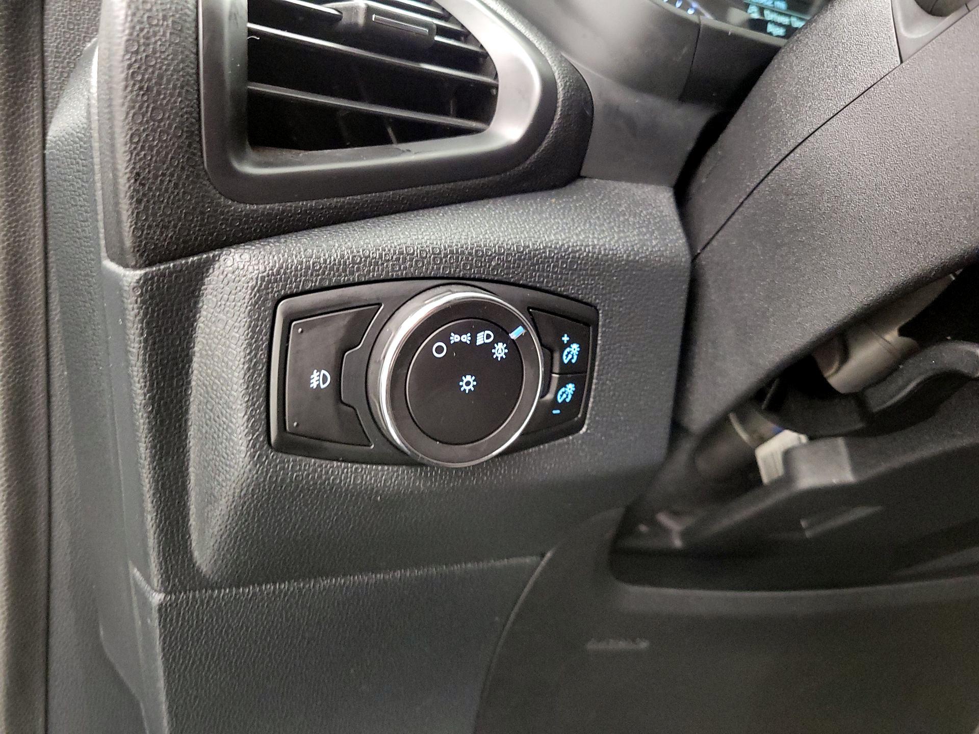 Thumbnail: 2018 Ford EcoSport - 13