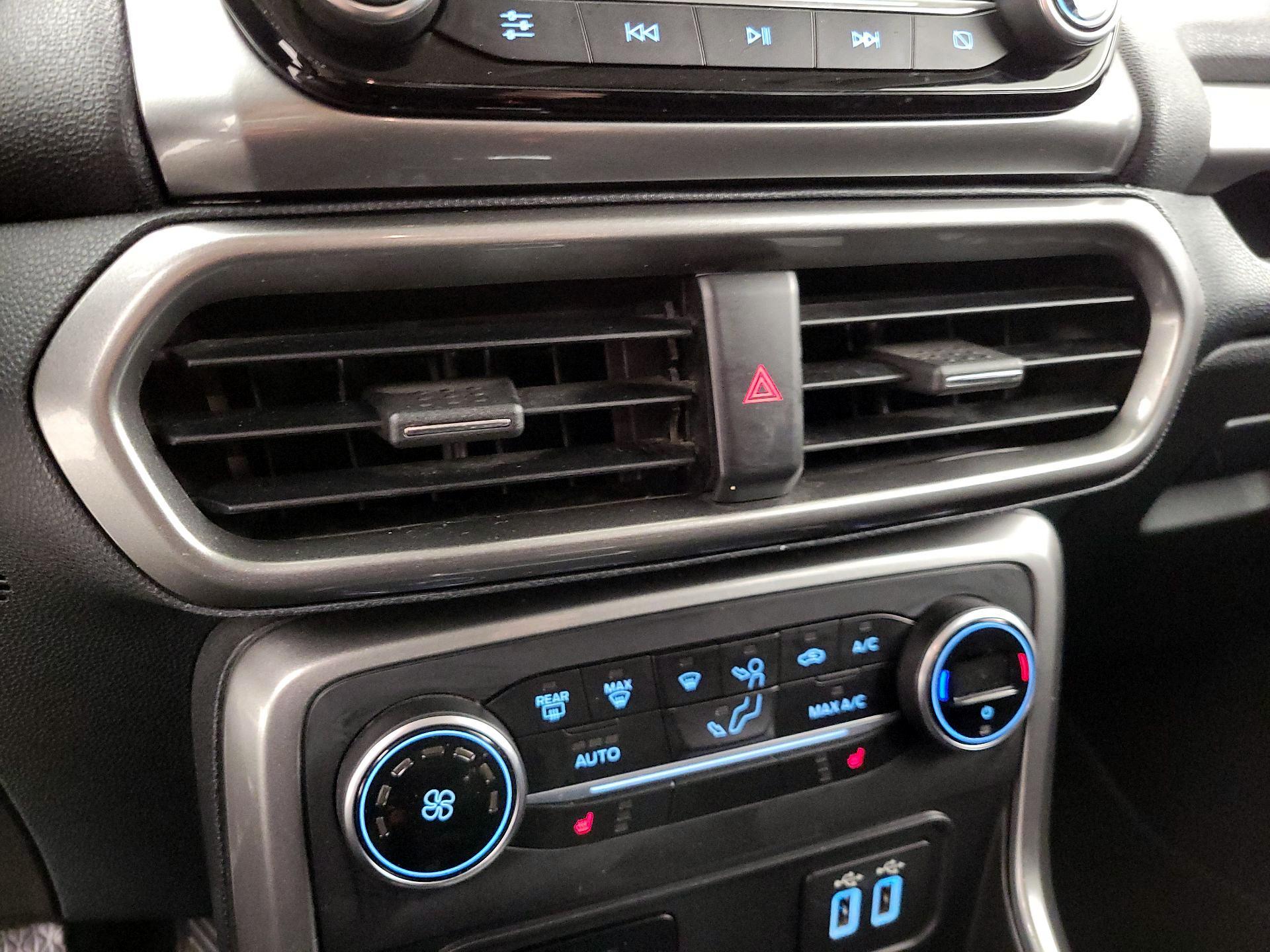 Thumbnail: 2018 Ford EcoSport - 17