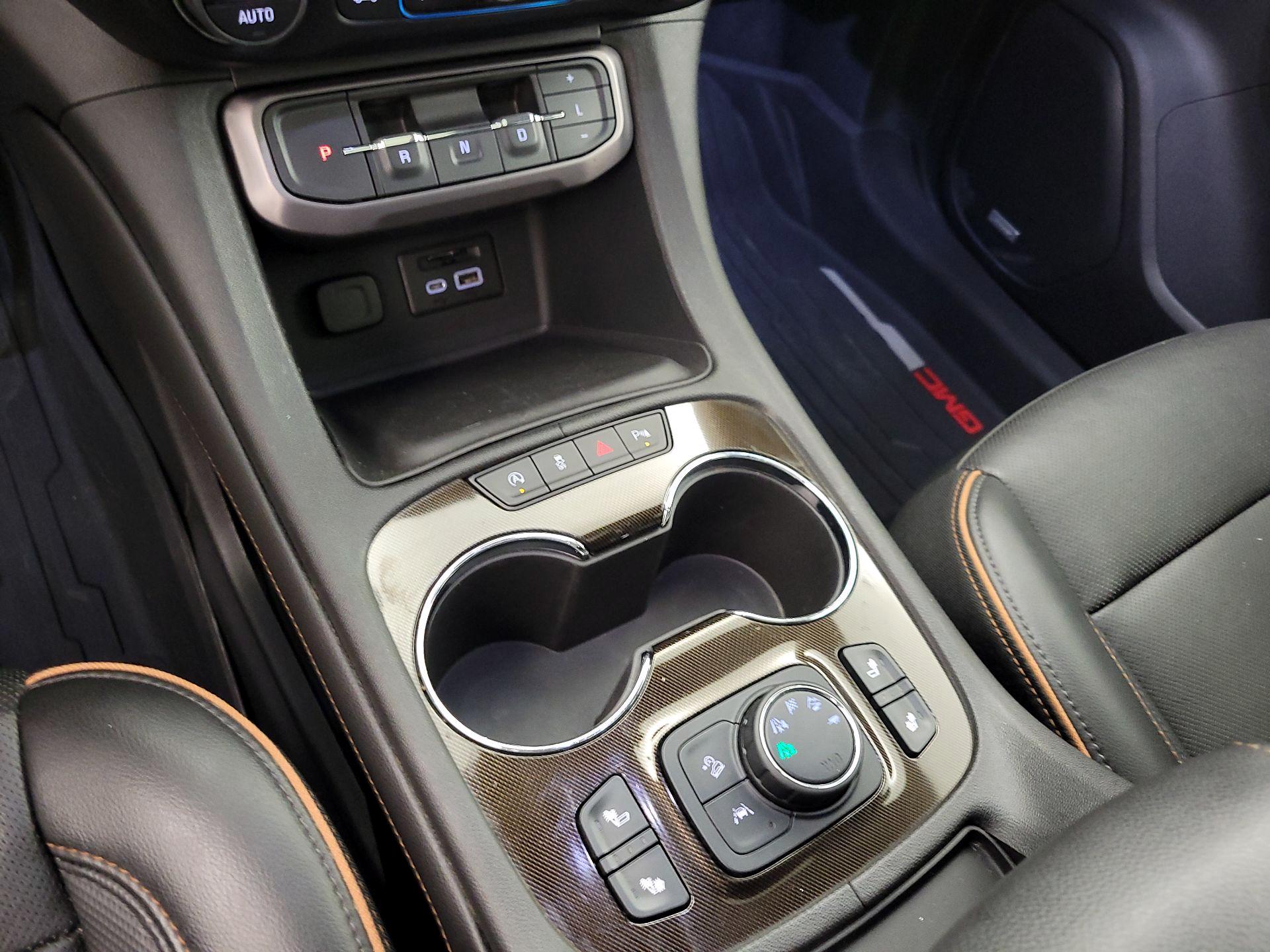 Thumbnail: 2021 GMC Acadia - 18