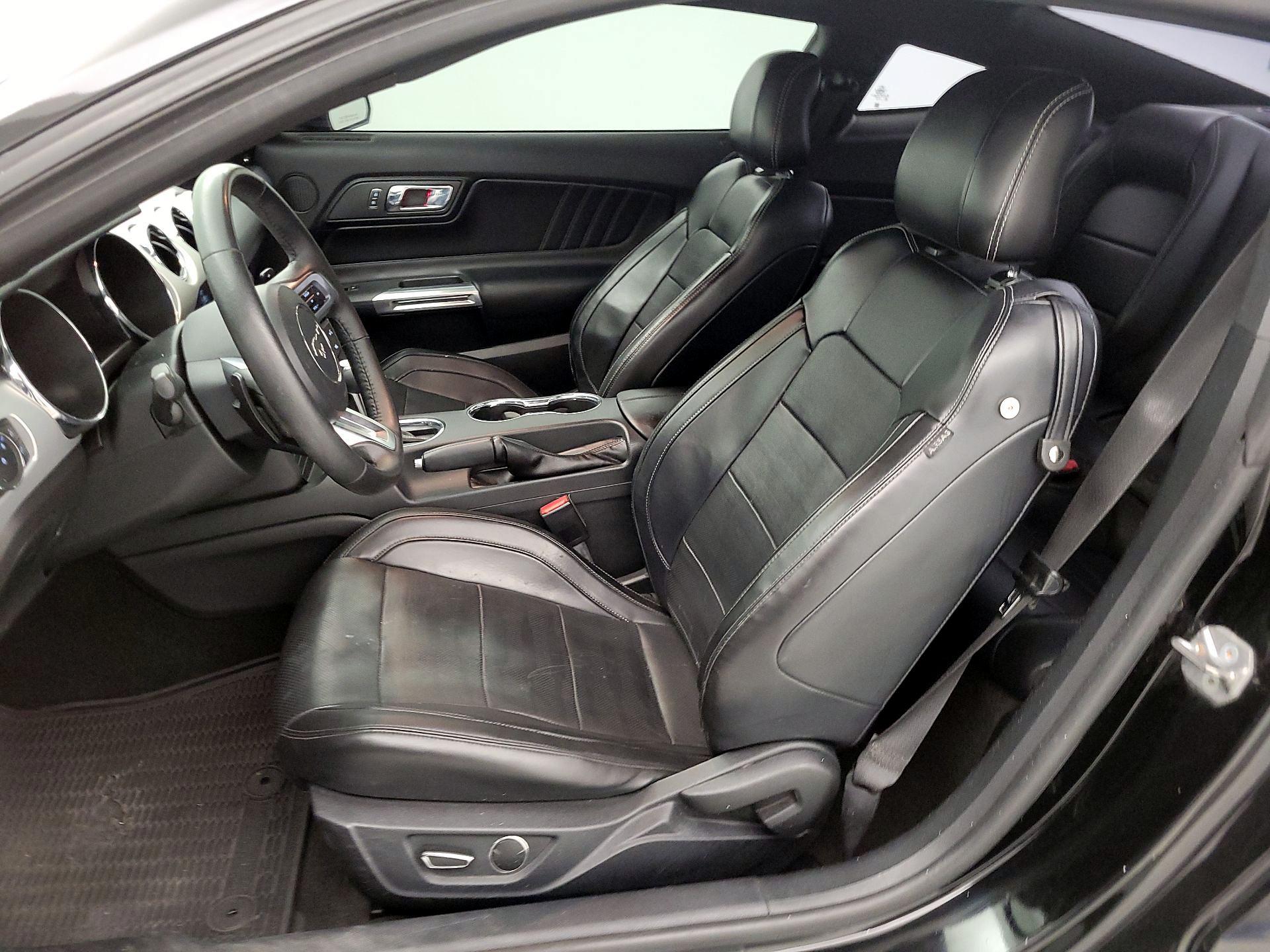 Thumbnail: 2015 Ford Mustang - 11