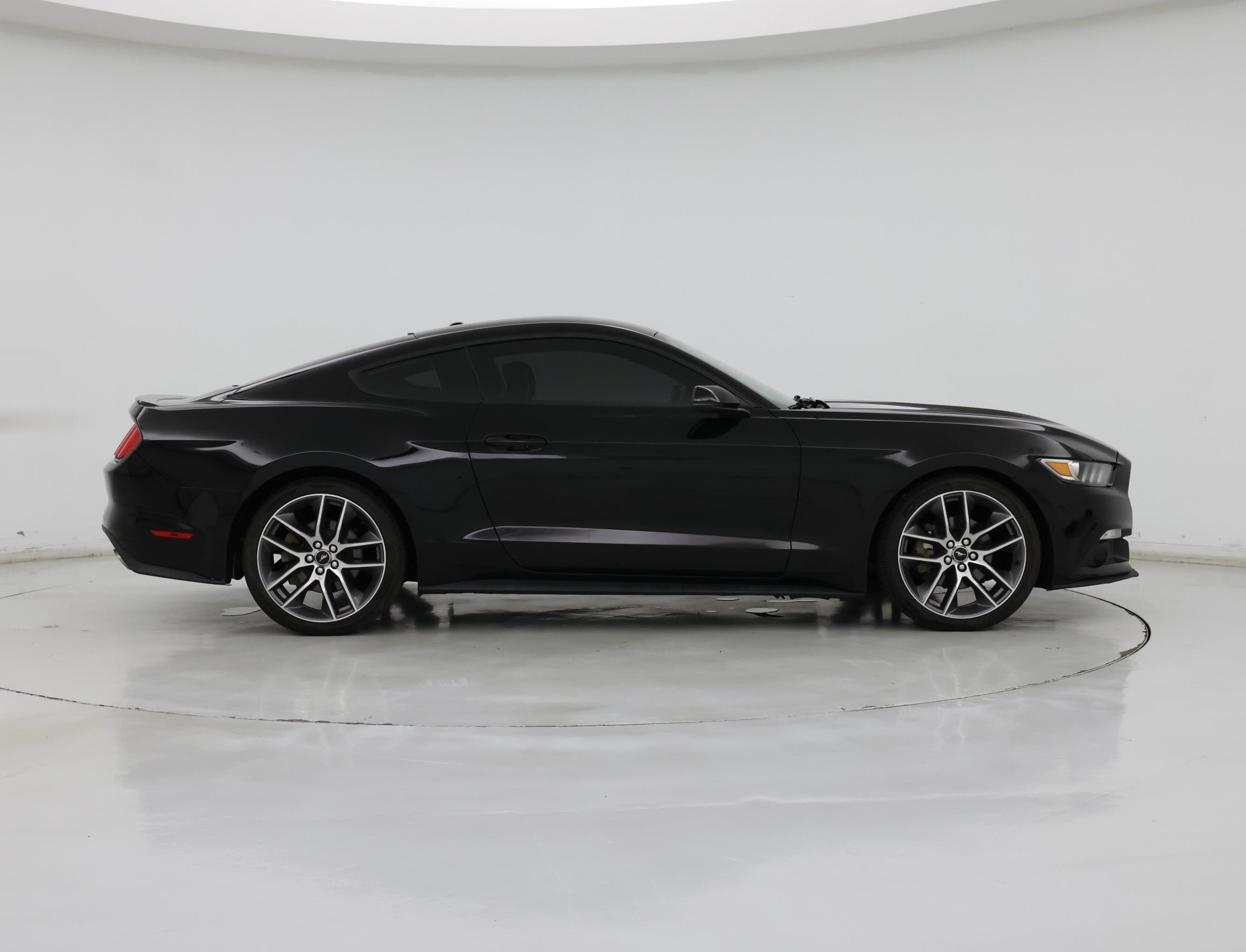 Thumbnail: 2015 Ford Mustang - 7