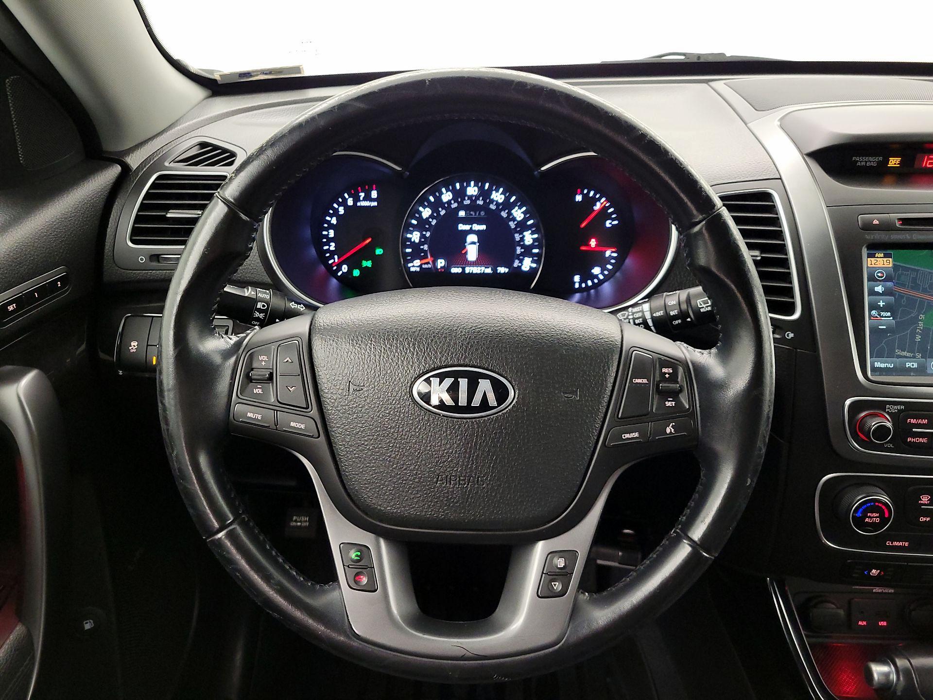 Thumbnail: 2014 Kia Sorento - 10