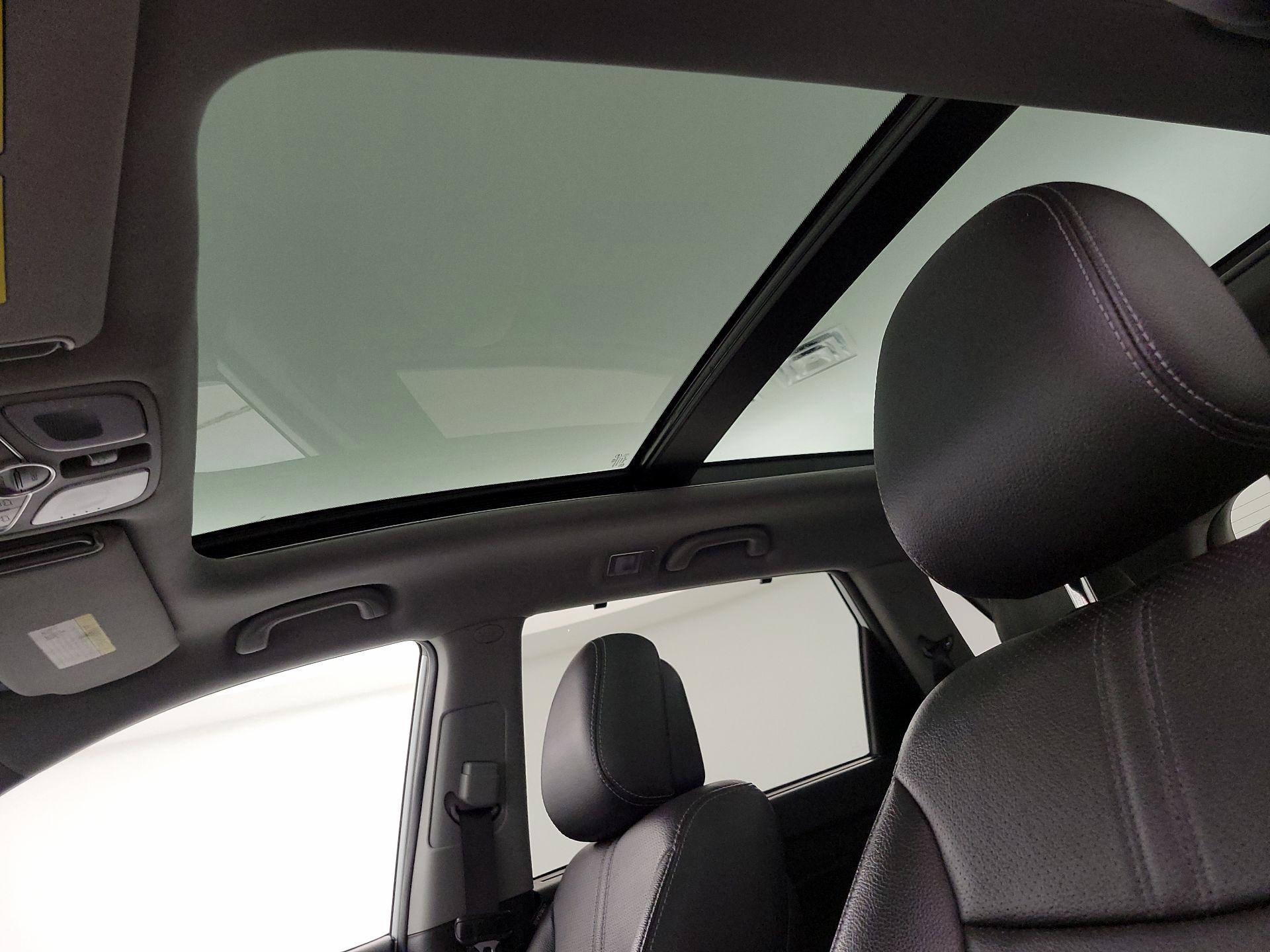 Thumbnail: 2014 Kia Sorento - 20