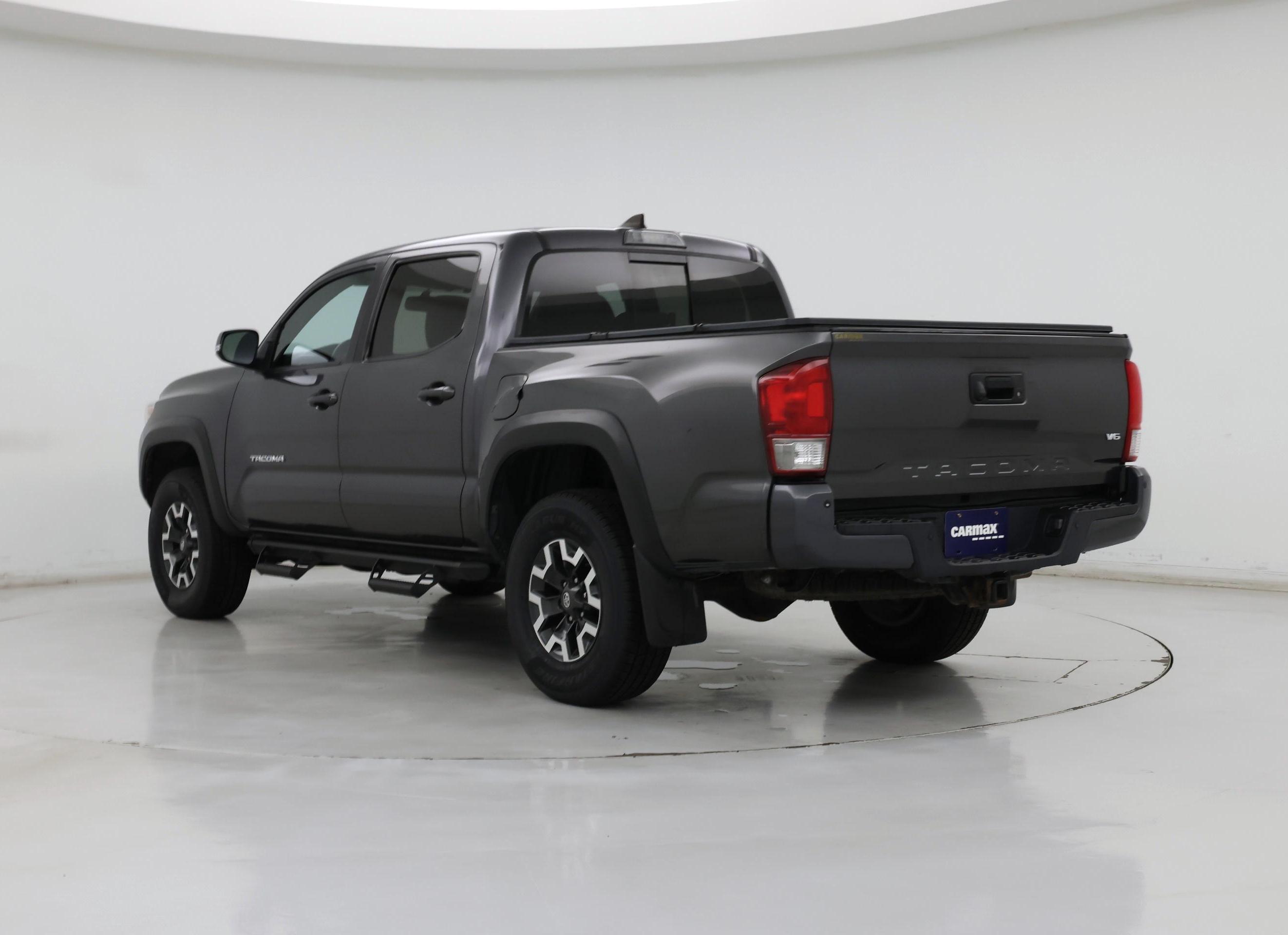 Thumbnail: 2017 Toyota Tacoma - 2