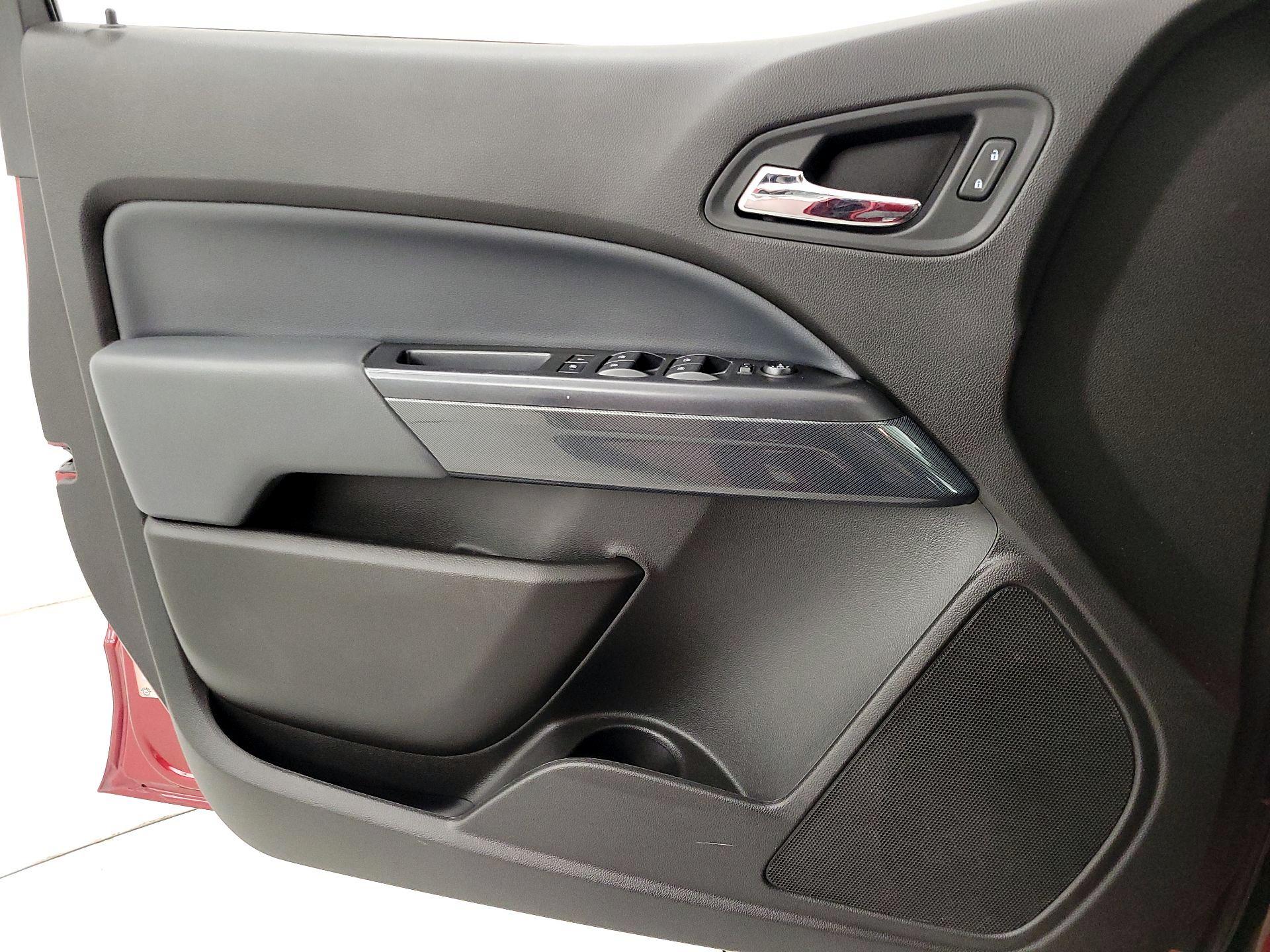 Thumbnail: 2021 Chevrolet Colorado - 12
