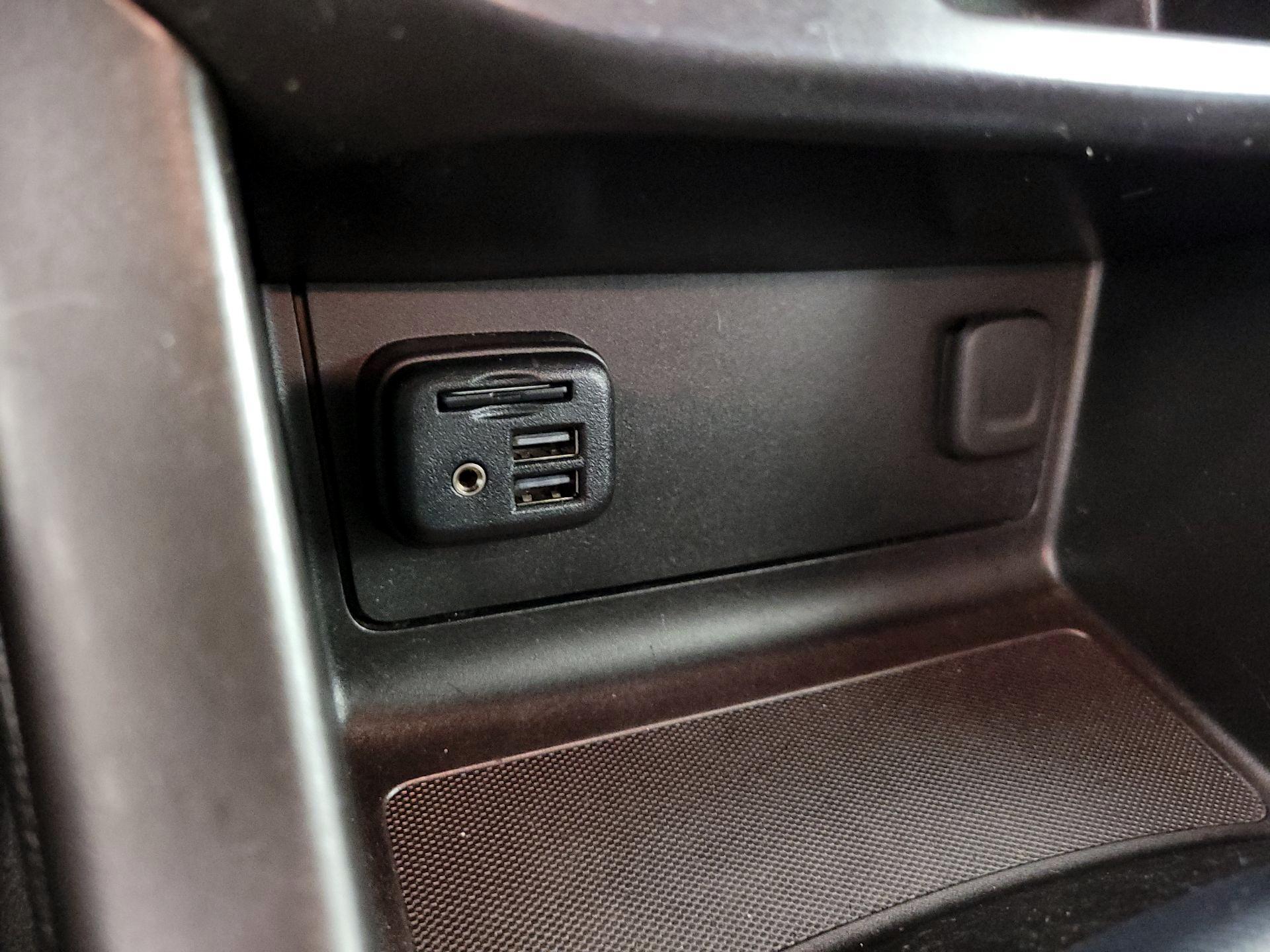 Thumbnail: 2021 Chevrolet Colorado - 18