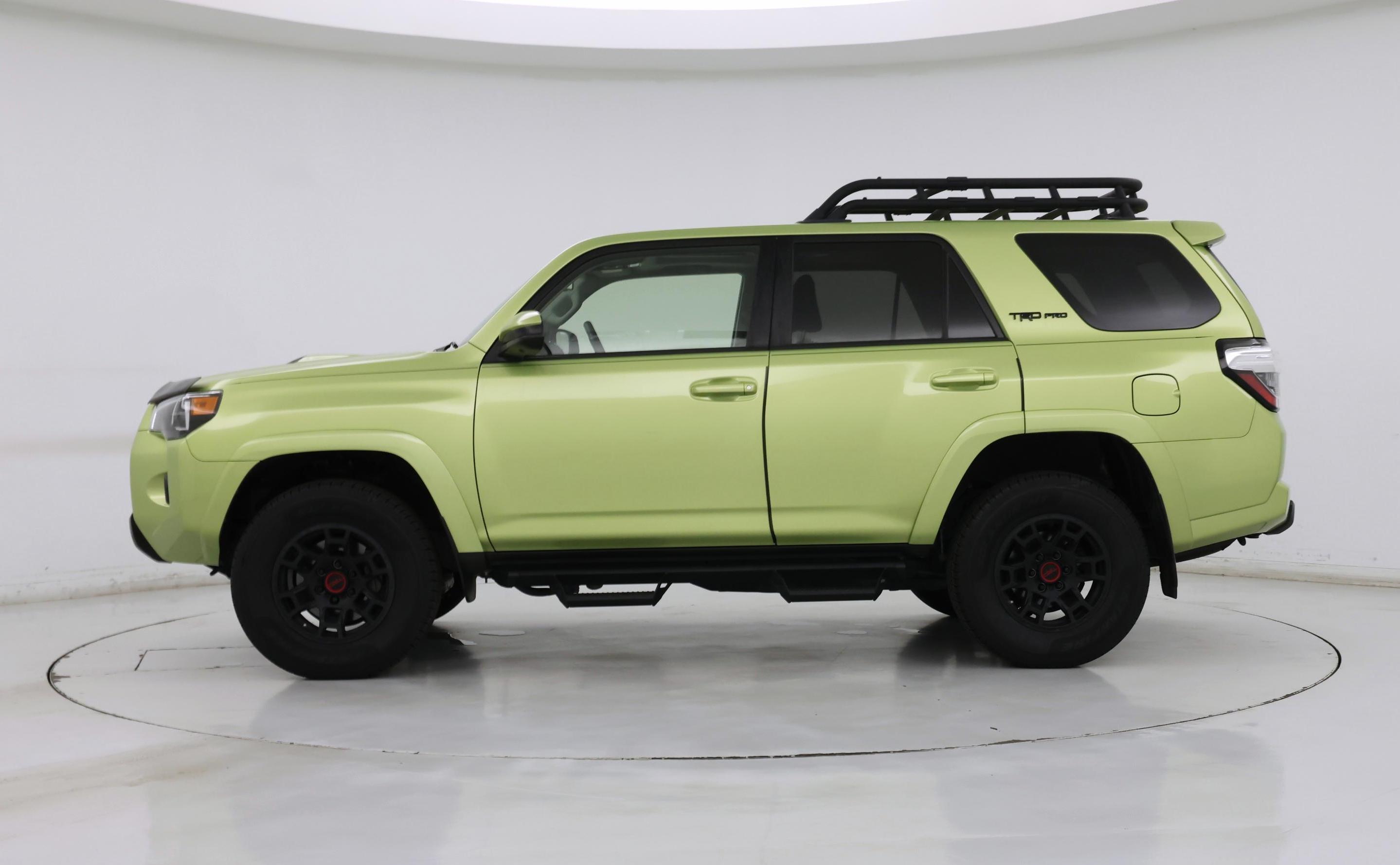 Thumbnail: 2022 Toyota 4Runner - 3
