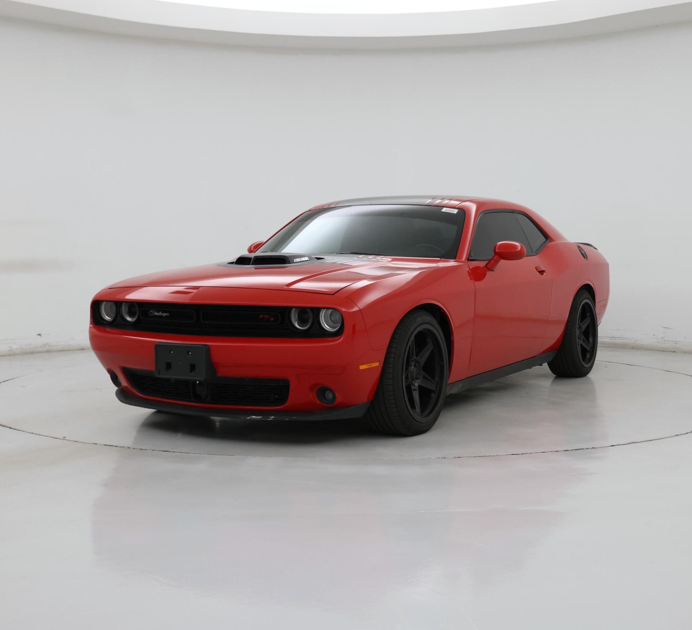 Thumbnail: 2015 Dodge Challenger - 4