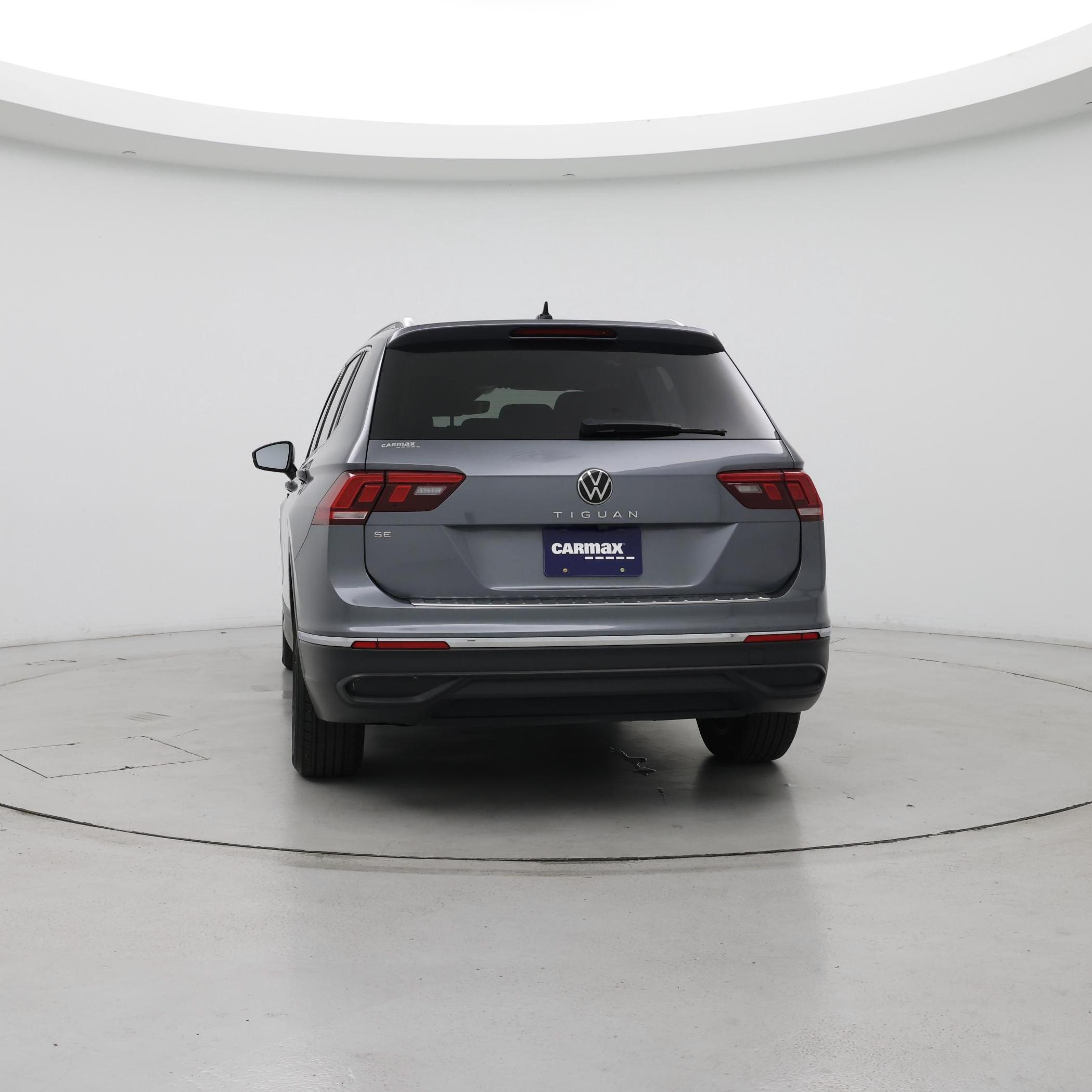 Thumbnail: 2022 Volkswagen Tiguan - 6