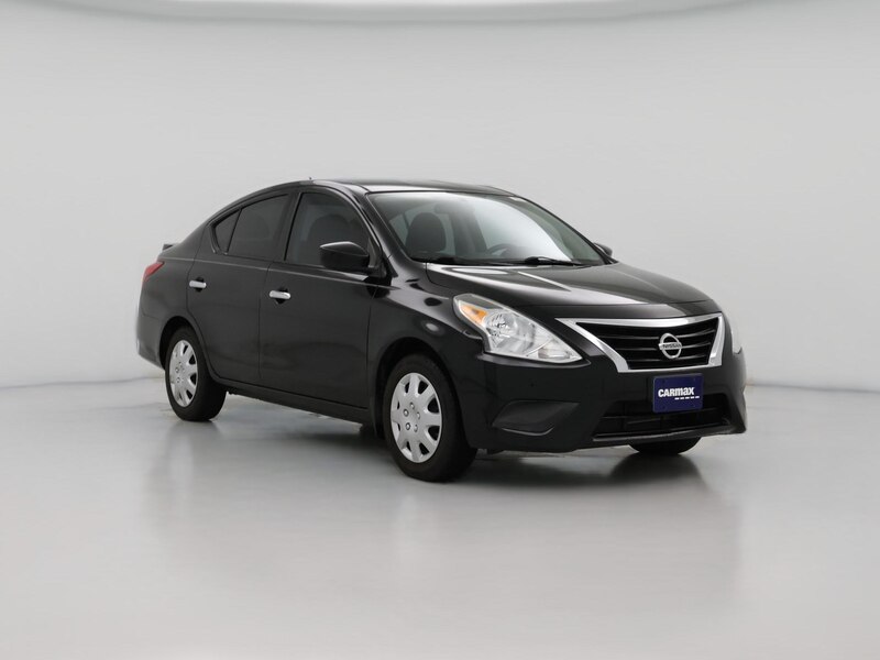 2016 Nissan Versa SV