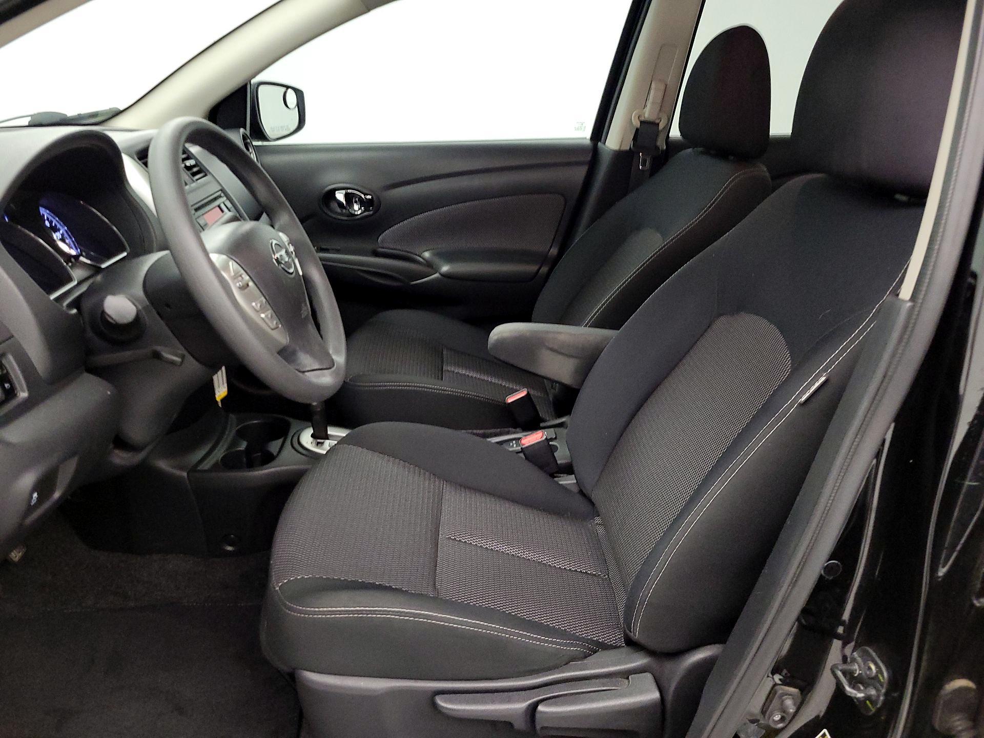 Thumbnail: 2016 Nissan Versa - 11