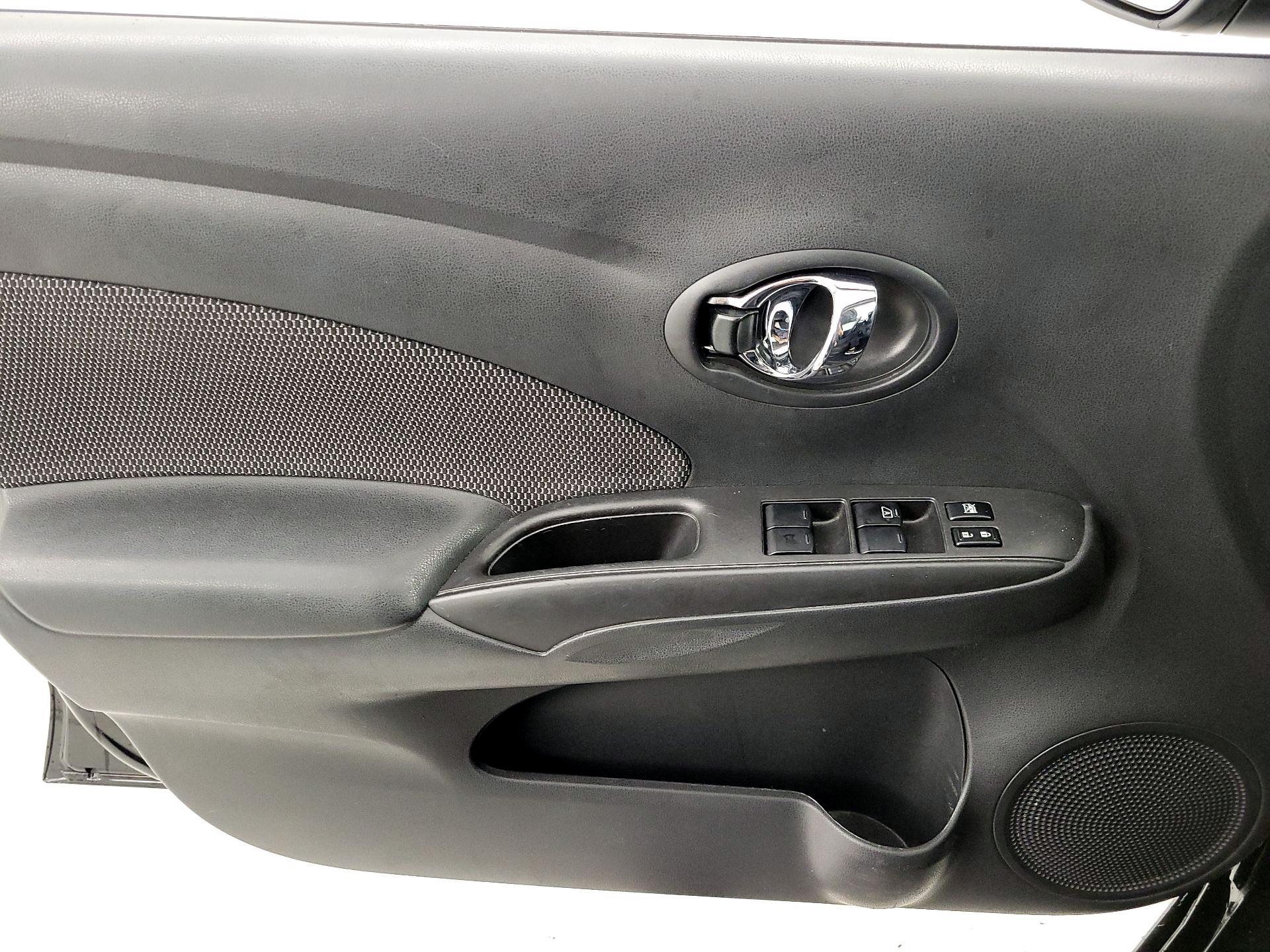 Thumbnail: 2016 Nissan Versa - 12