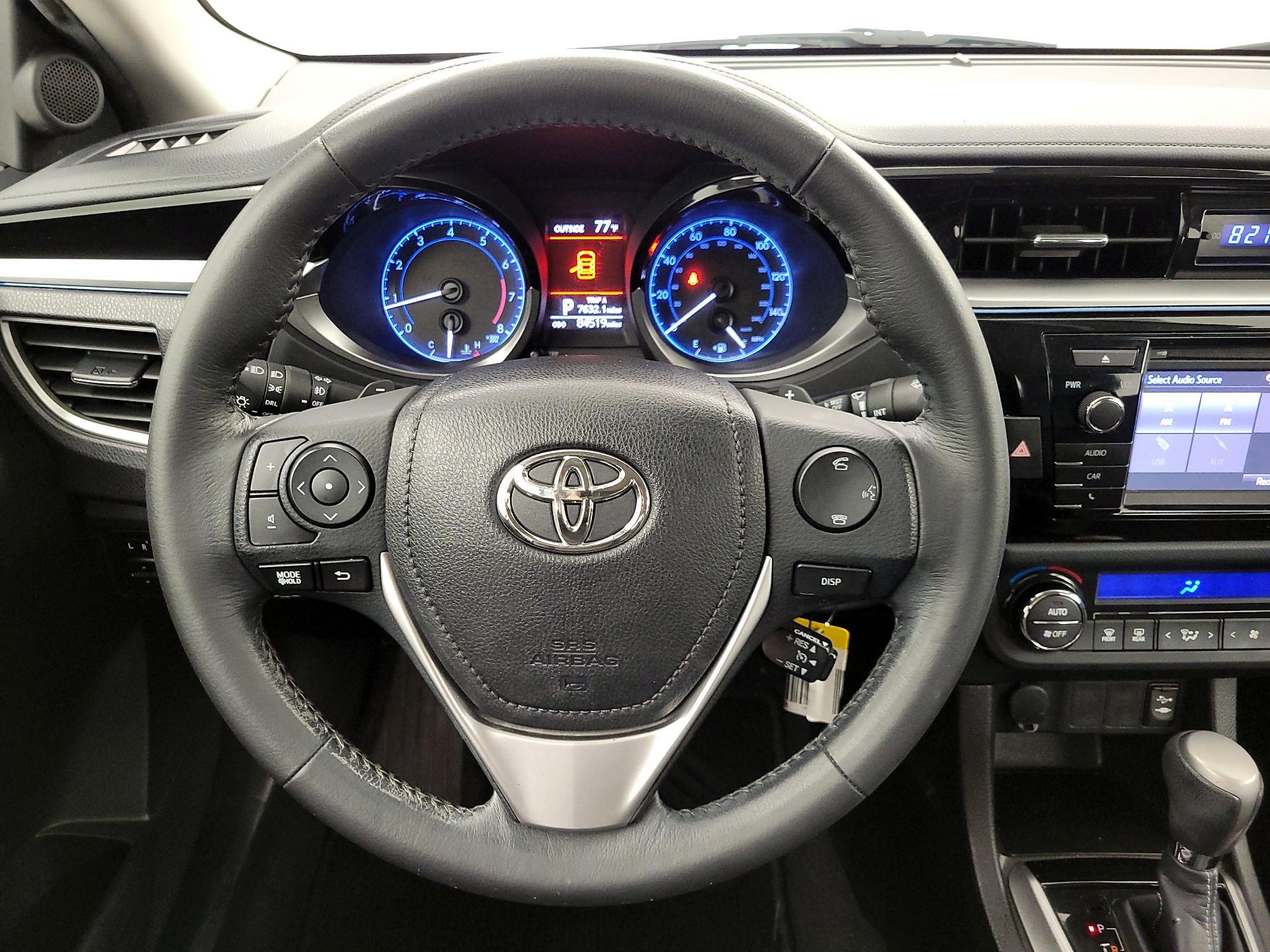 Thumbnail: 2015 Toyota Corolla - 10