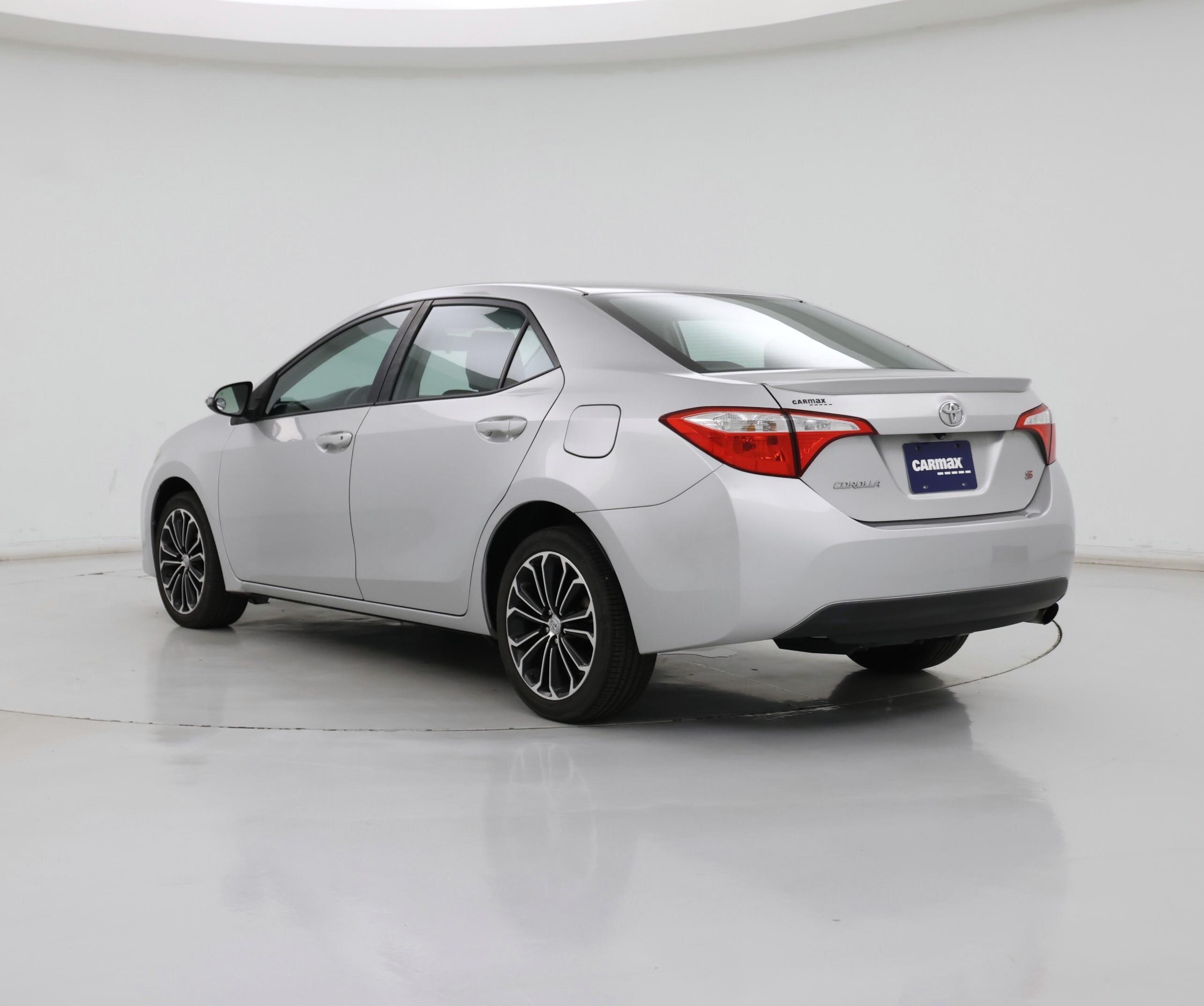 Thumbnail: 2015 Toyota Corolla - 2