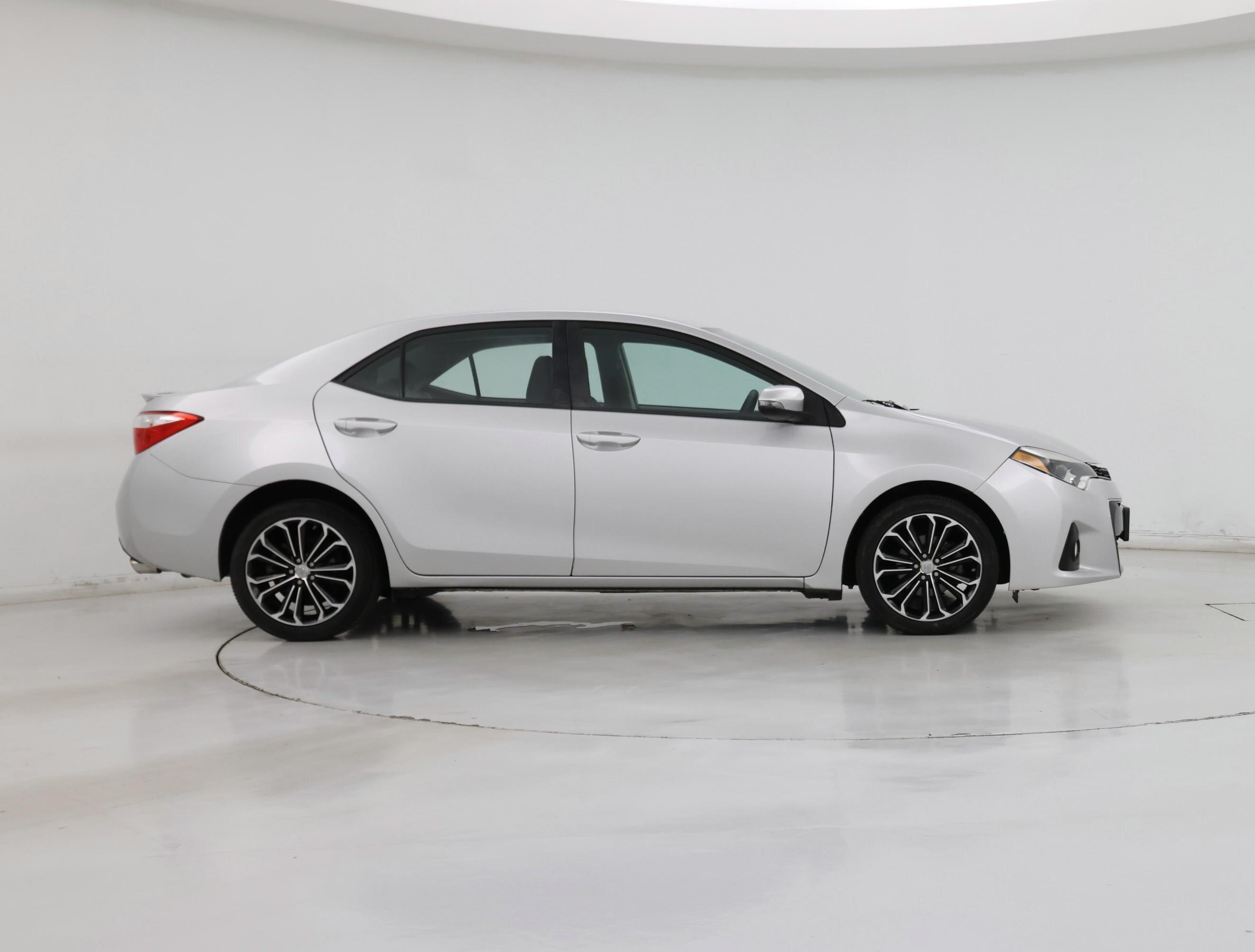 Thumbnail: 2015 Toyota Corolla - 7