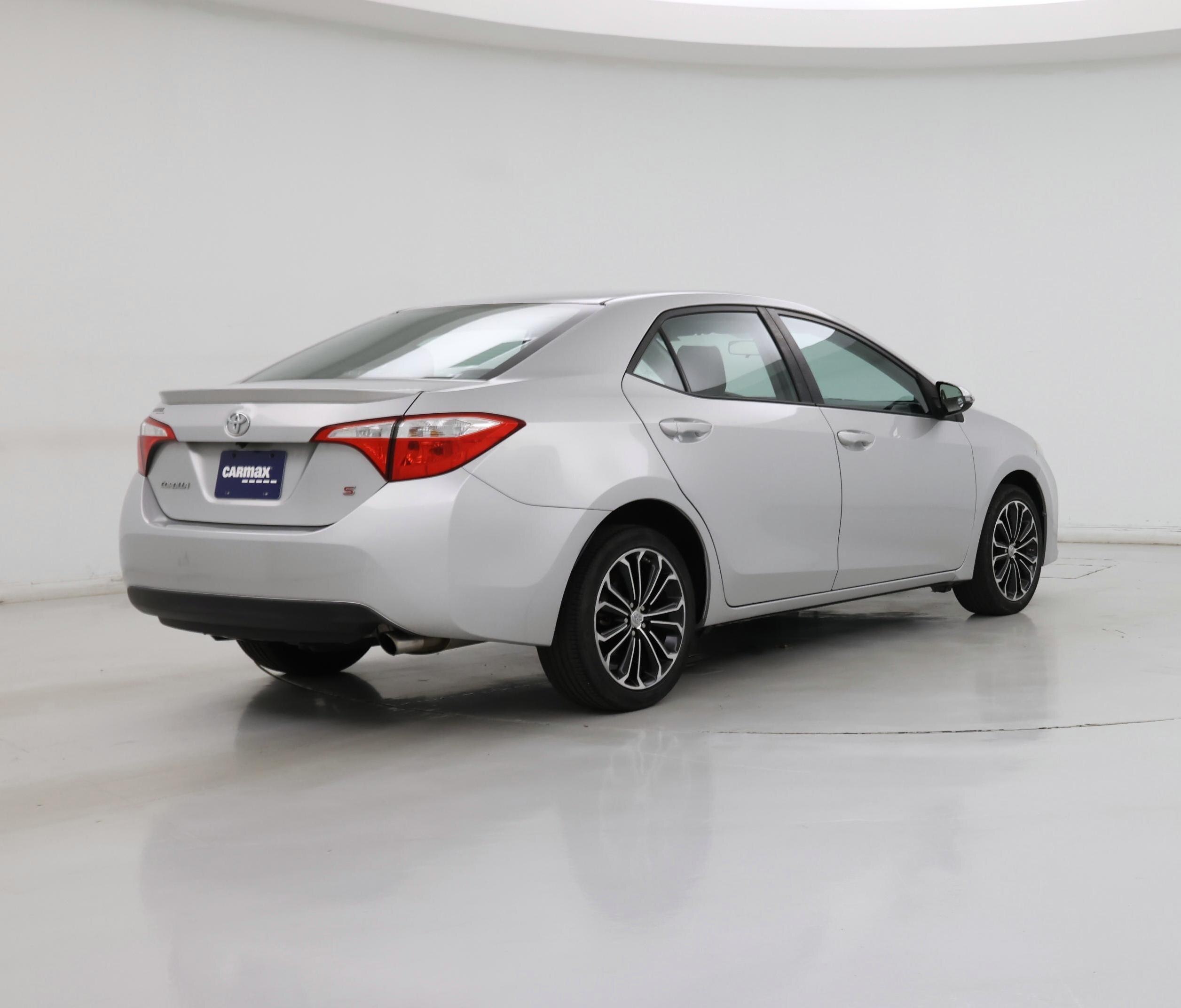 Thumbnail: 2015 Toyota Corolla - 8