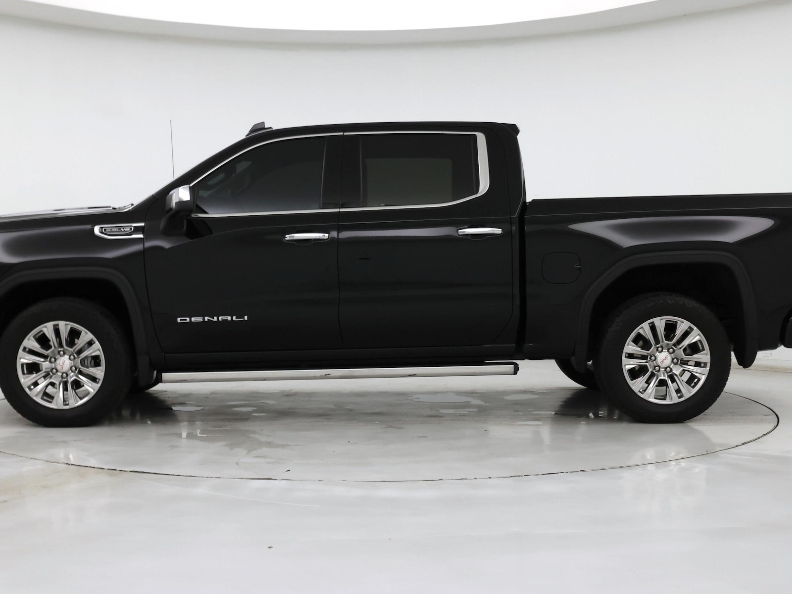 Image 4 of 2023 GMC Sierra 1500 Denali